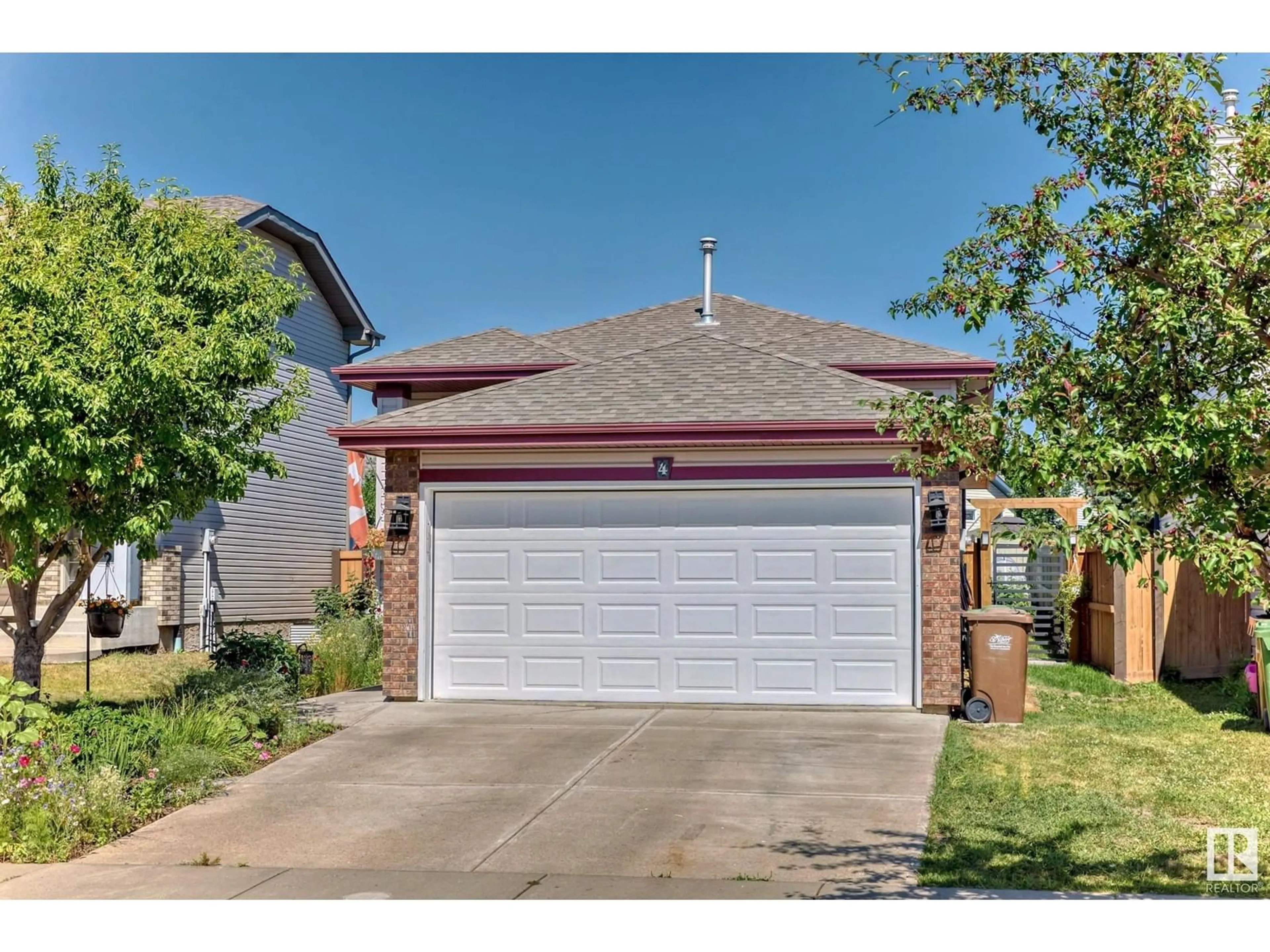 Frontside or backside of a home for 4 NASH CL, St. Albert Alberta T8N7E9