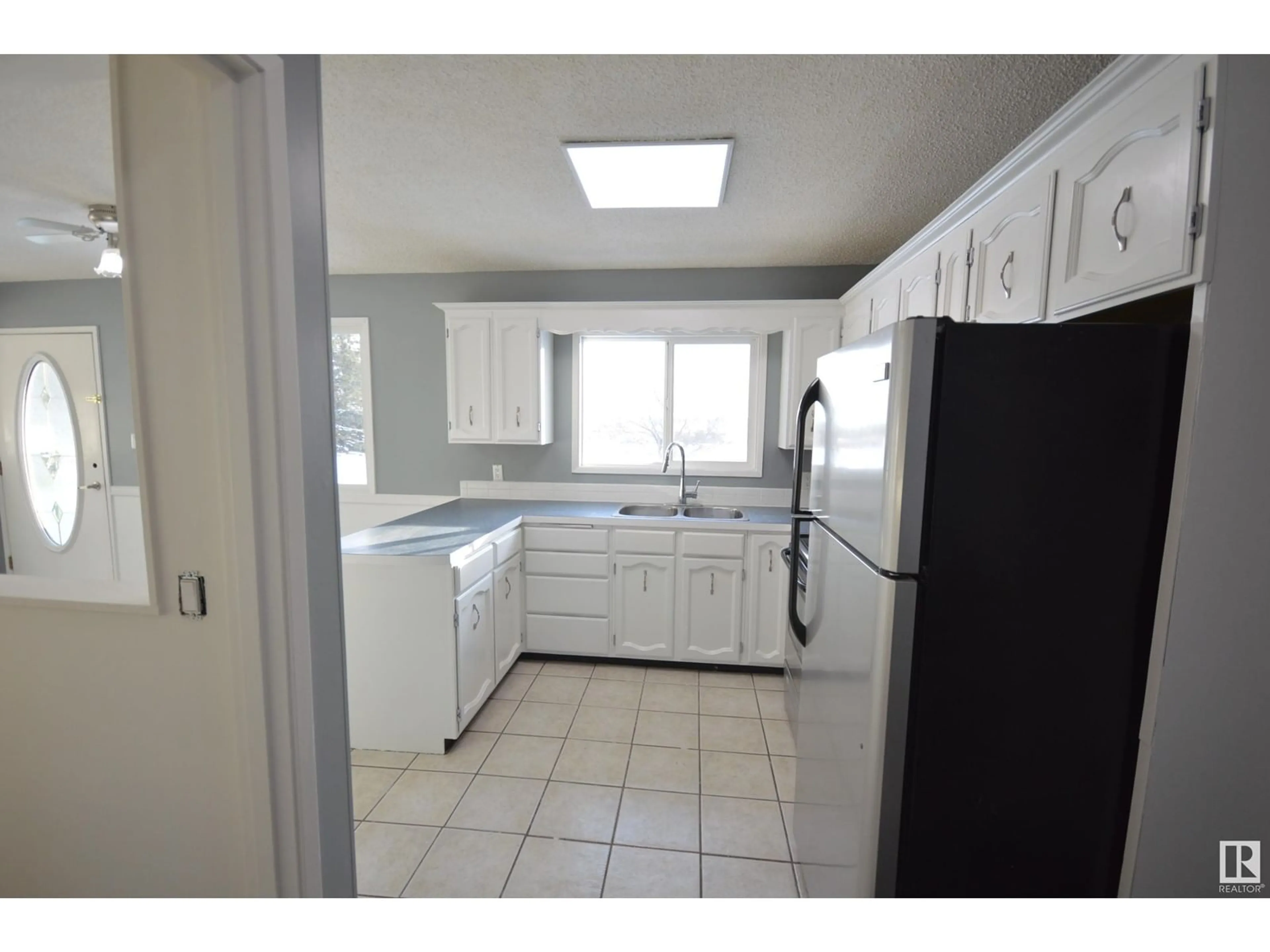 Standard kitchen for 64002 Rge Rd 473, Rural Bonnyville M.D. Alberta T0A2A0