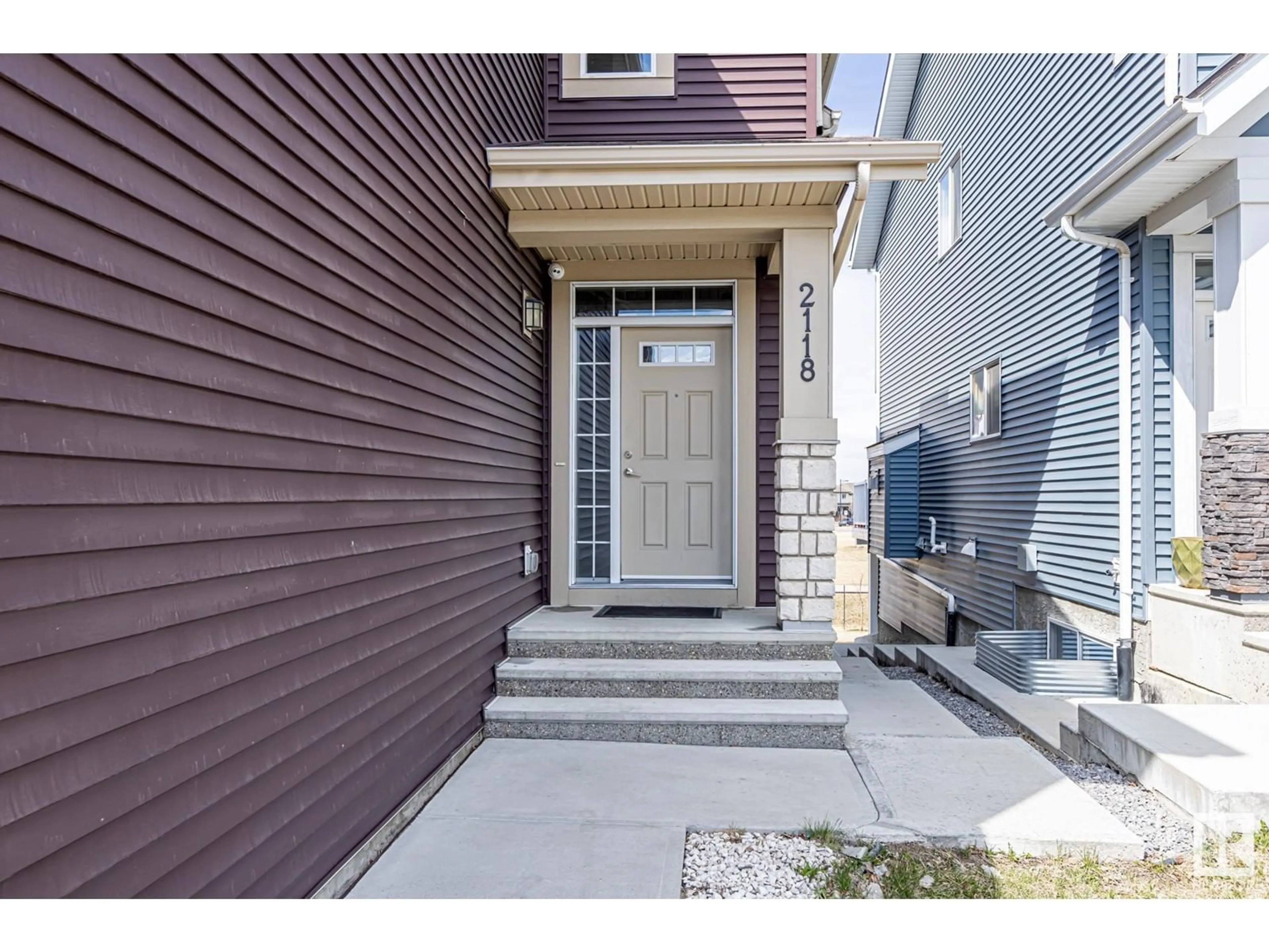 Frontside or backside of a home for 2118 57 ST SW, Edmonton Alberta T6X0P6