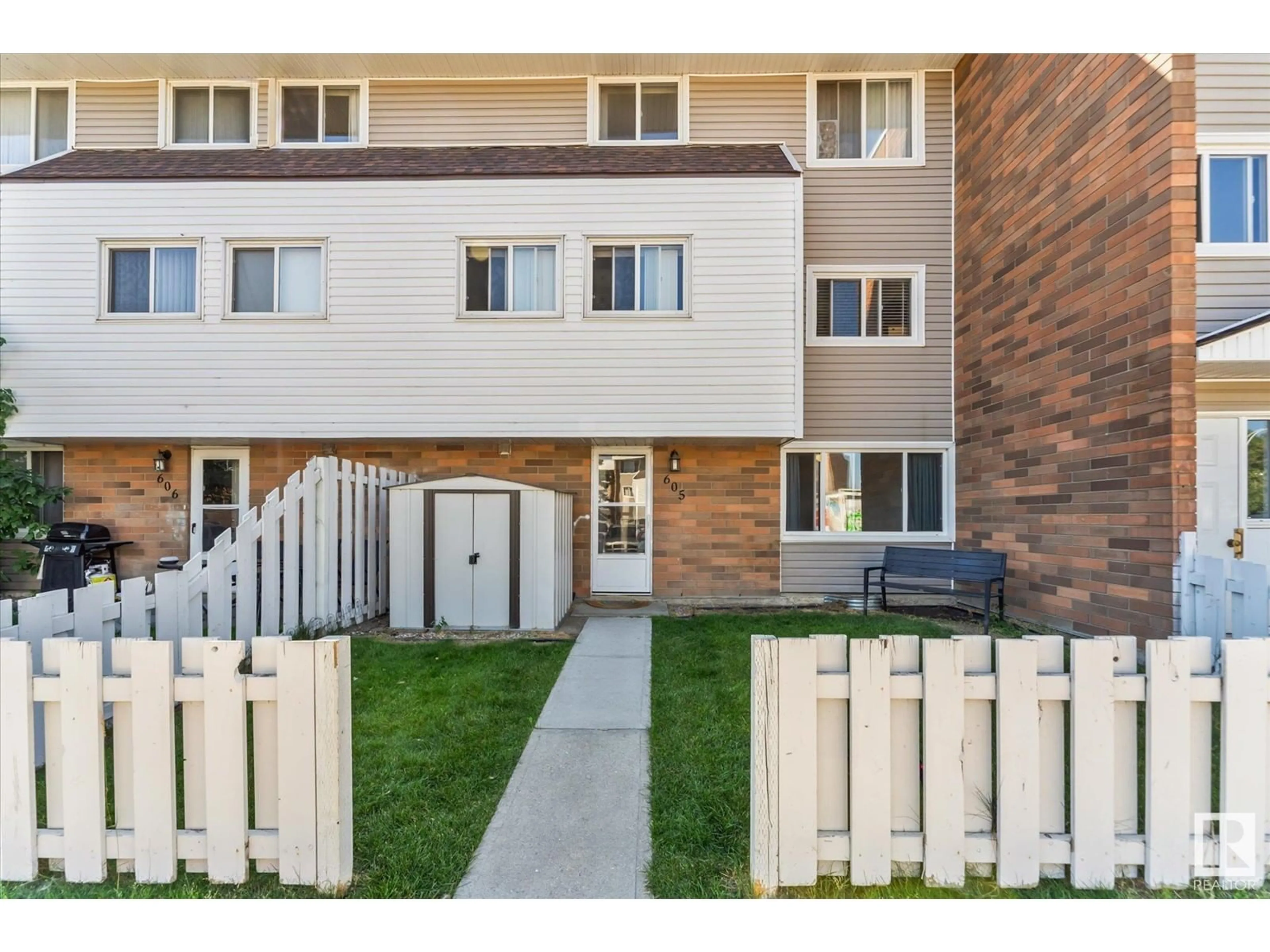 A pic from exterior of the house or condo for #605 2908 116A AV NW, Edmonton Alberta T5W4R7