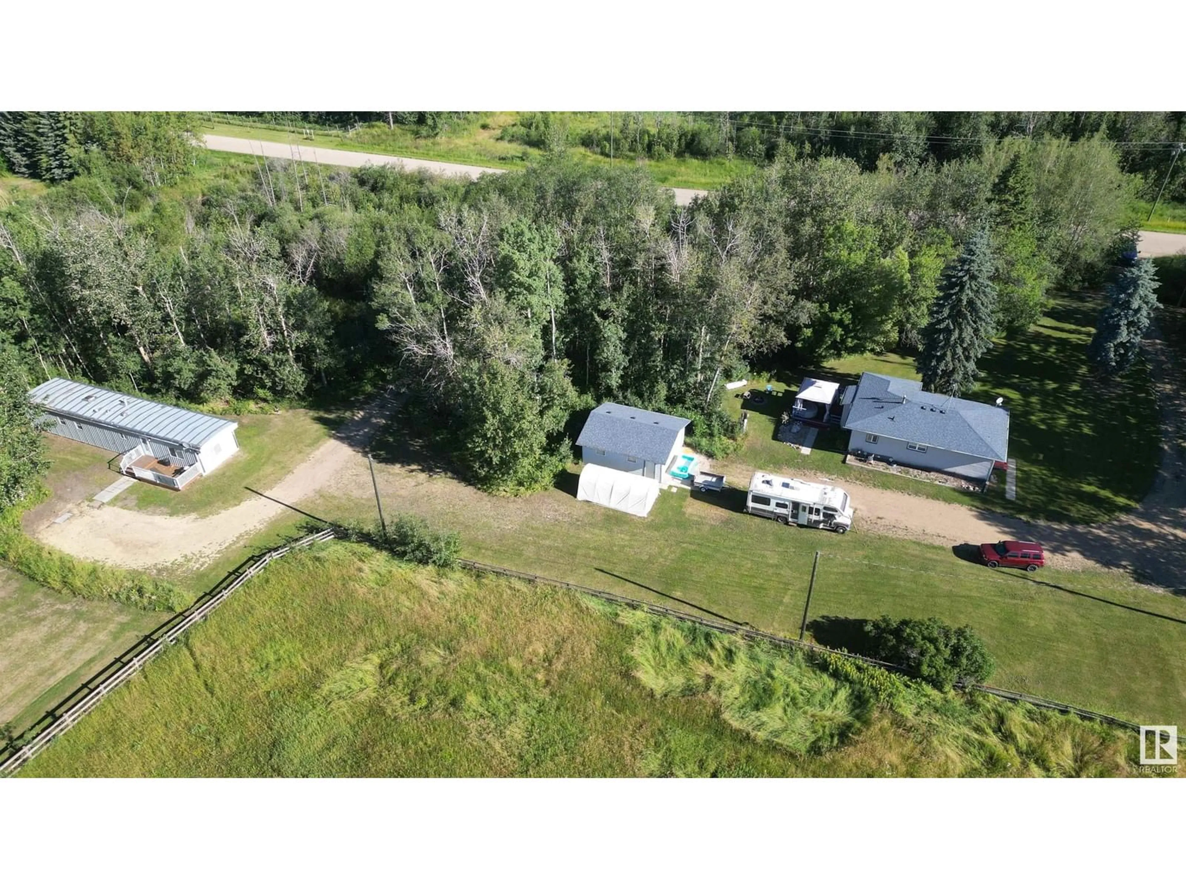 Shed for 23037 TWP RD 520, Rural Strathcona County Alberta T8B1E7