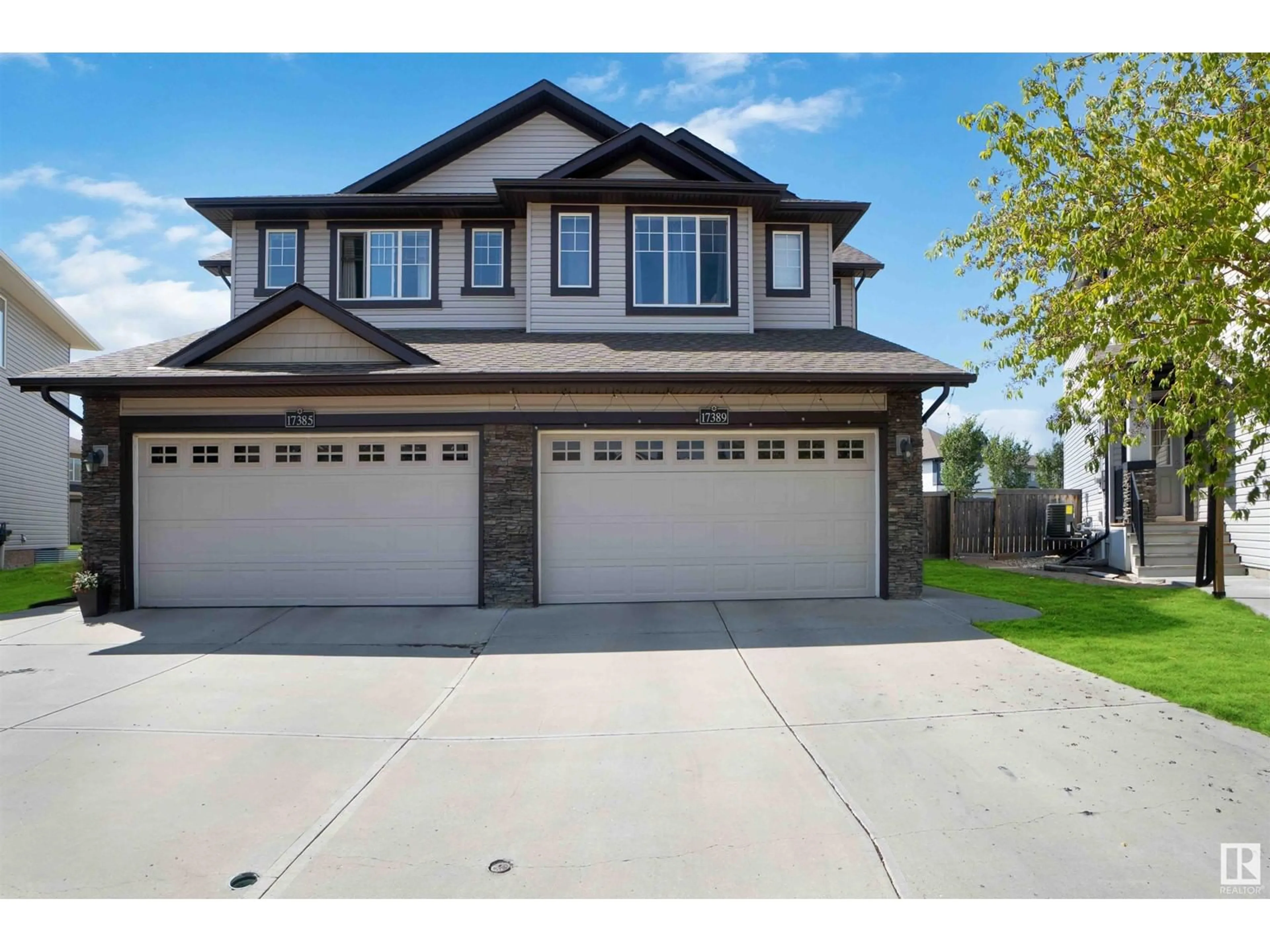 Frontside or backside of a home for 17389 8A AV SW SW, Edmonton Alberta T6W0M8