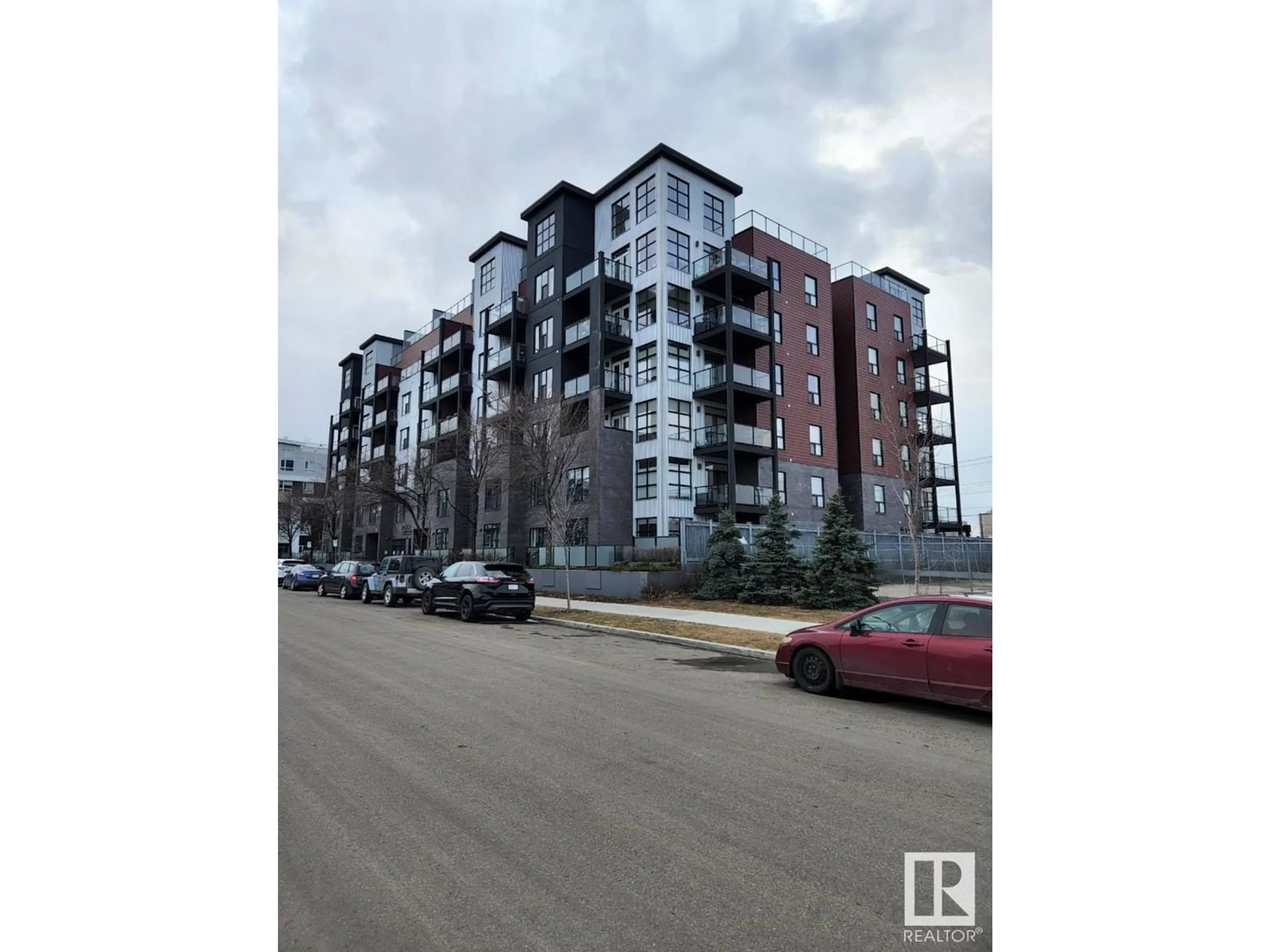 A pic from exterior of the house or condo for #409 10518 113 ST NW, Edmonton Alberta T5H0C6