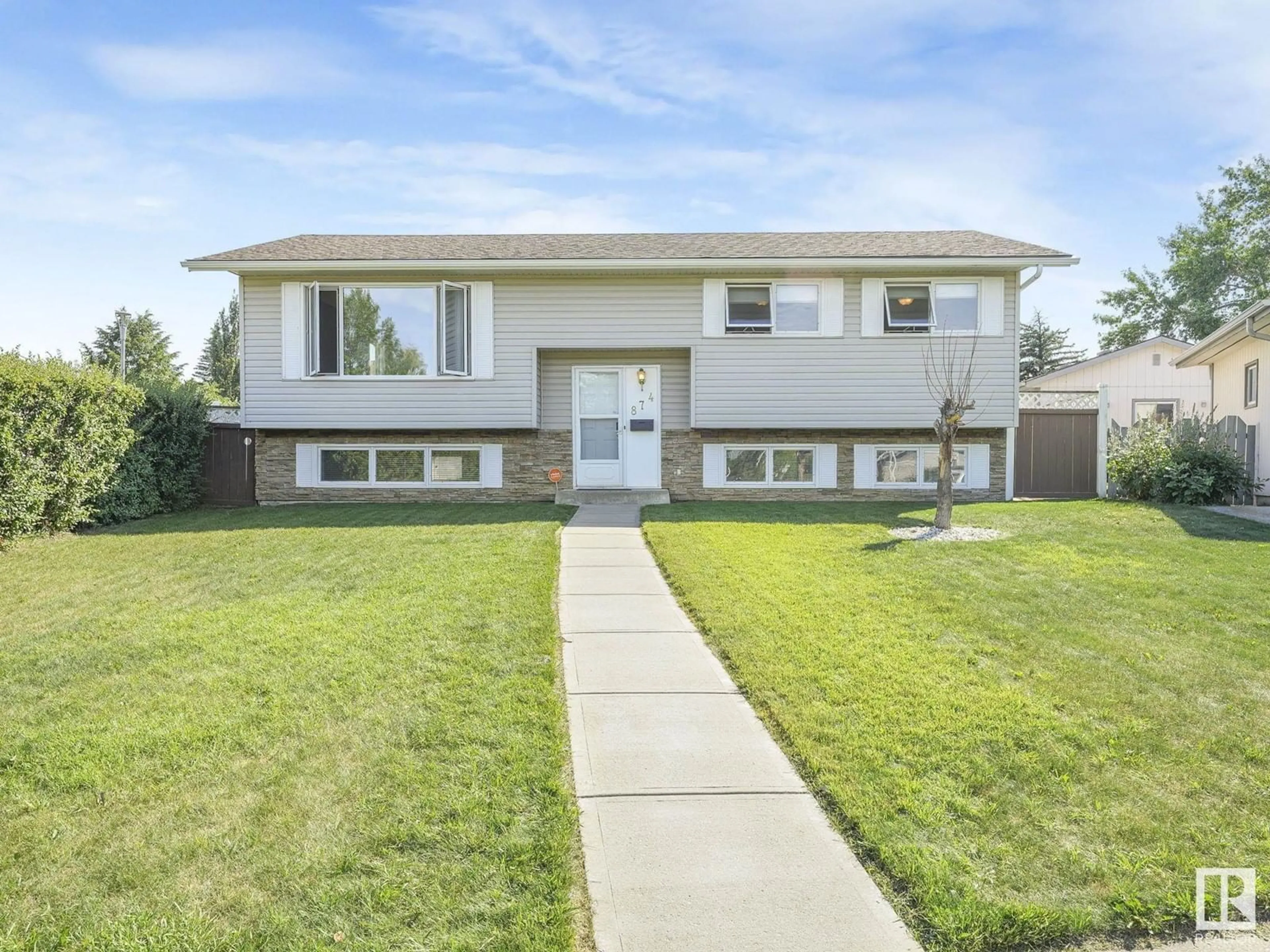 Frontside or backside of a home for 874 Knottwood RD S NW, Edmonton Alberta T6K3C3