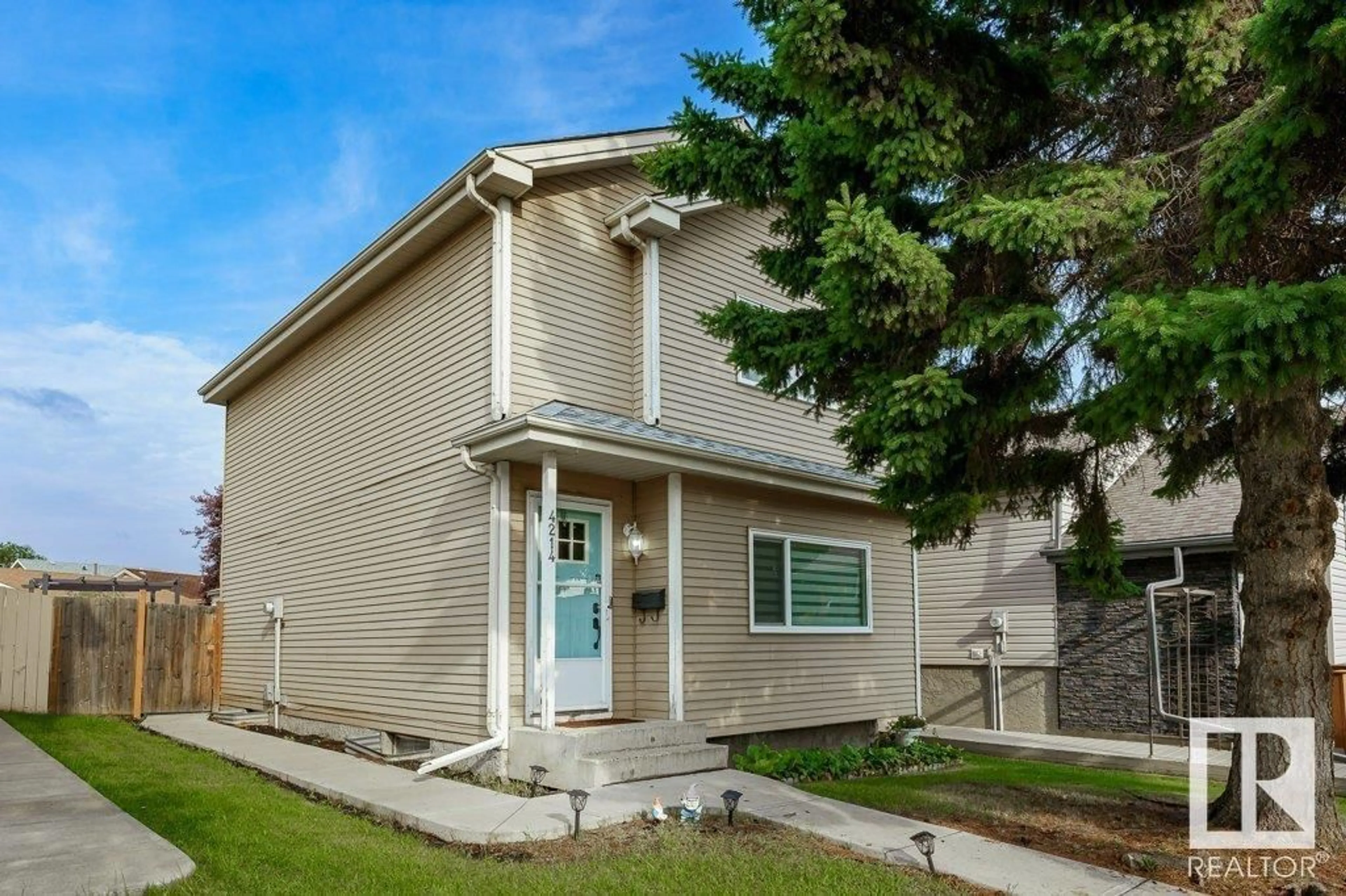 A pic from exterior of the house or condo for 4214 38 ST NW NW, Edmonton Alberta T6L4K4