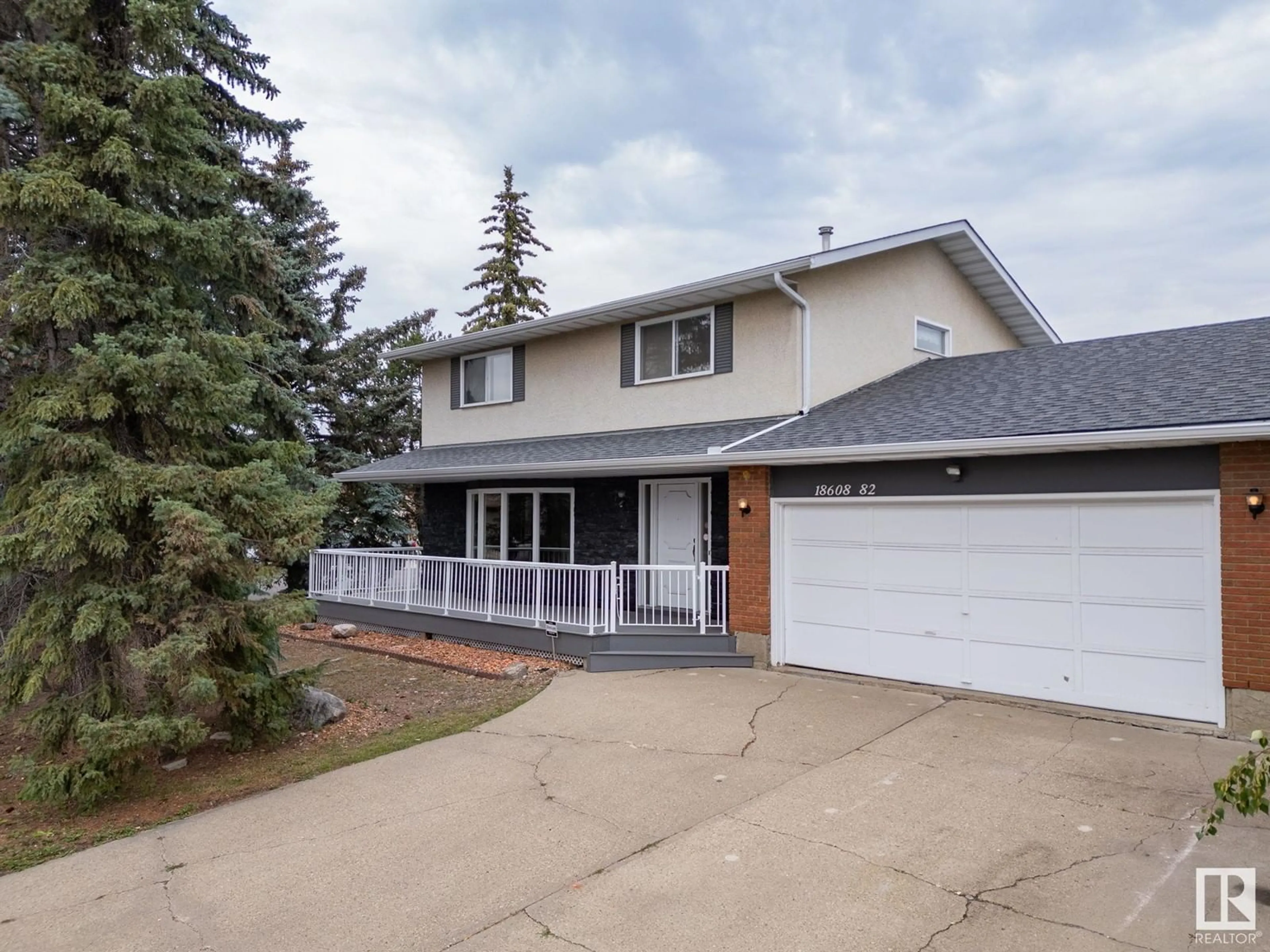 Frontside or backside of a home for 18608 82 AV NW, Edmonton Alberta T5T1G3