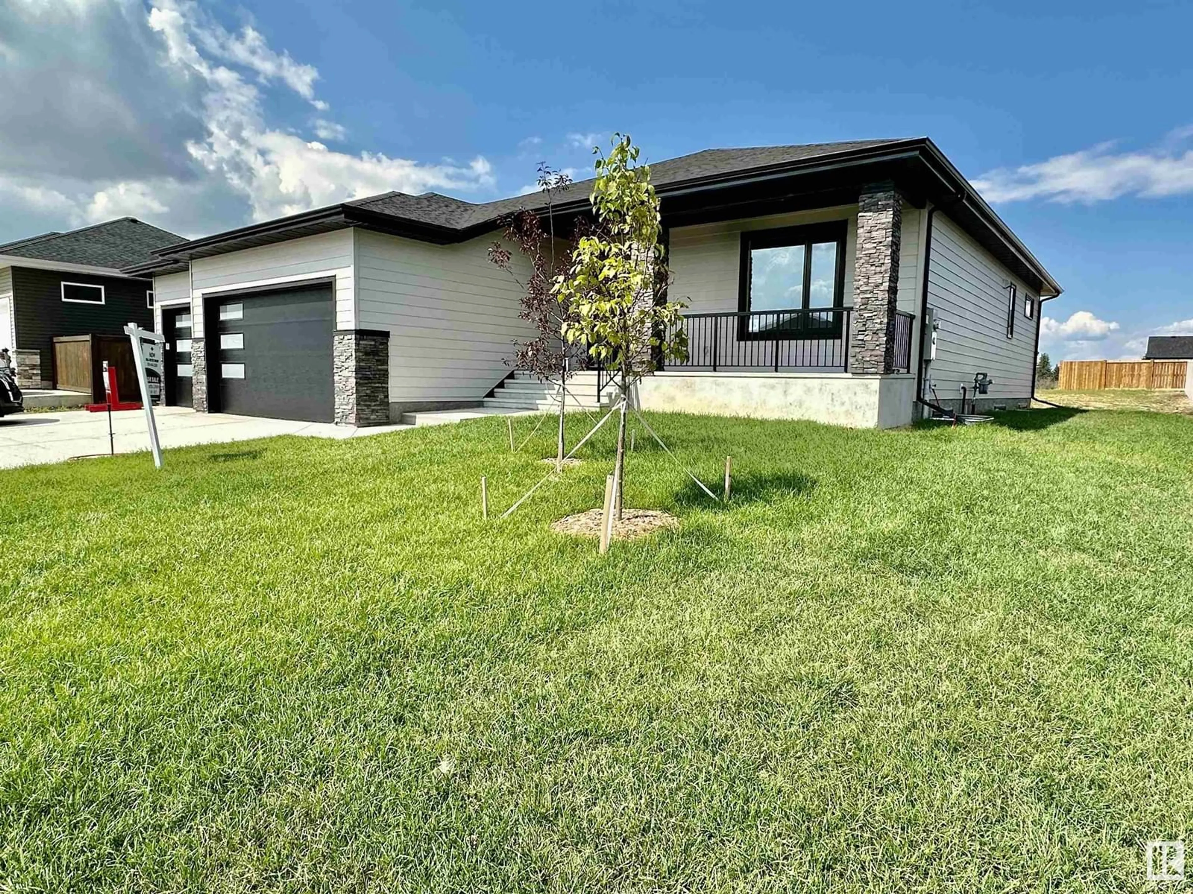 Frontside or backside of a home, cottage for 6 HAYFIELD GV, Ardrossan Alberta T8E0A8