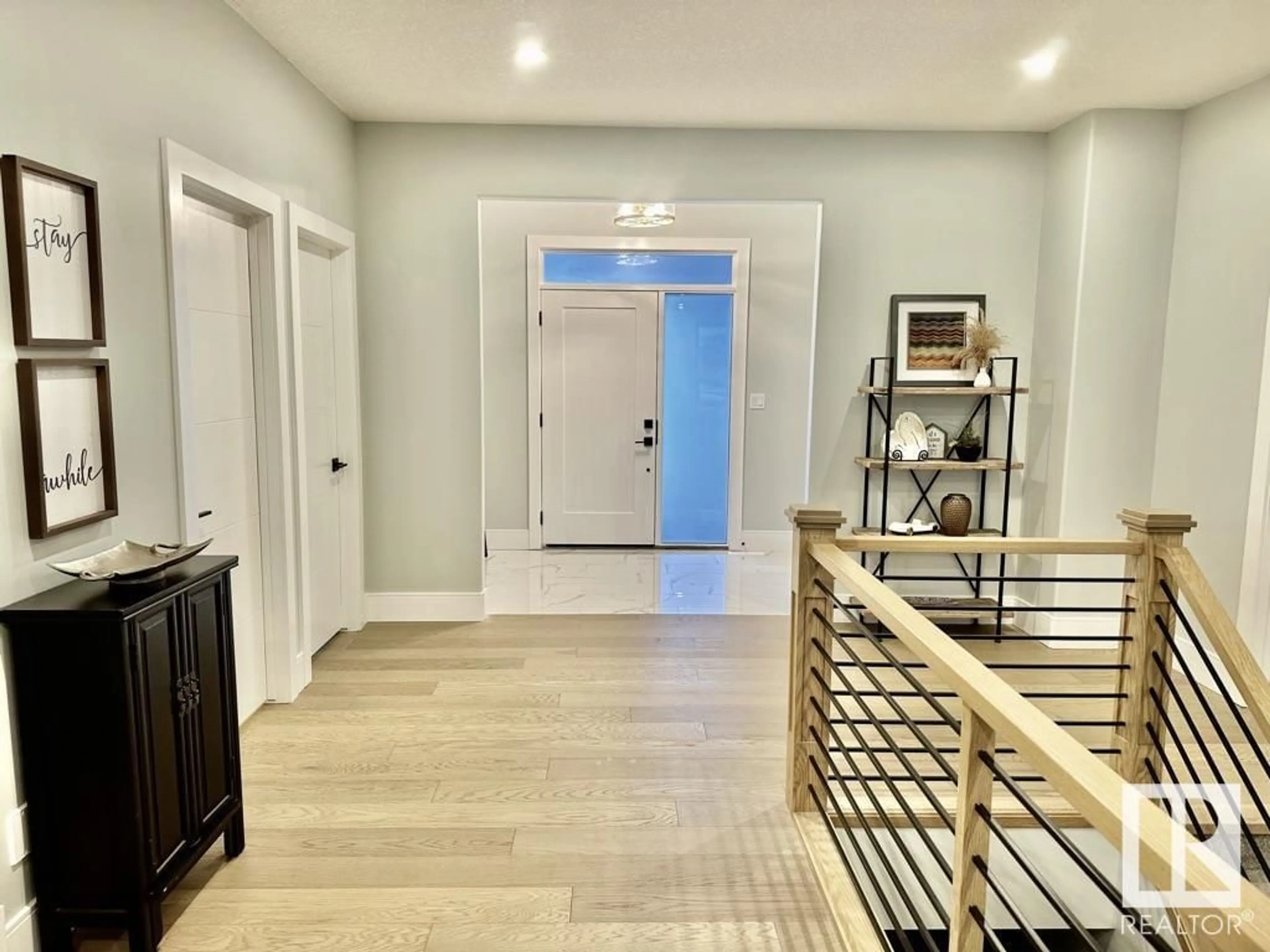 Indoor entryway, wood floors for 6 HAYFIELD GV, Ardrossan Alberta T8E0A8