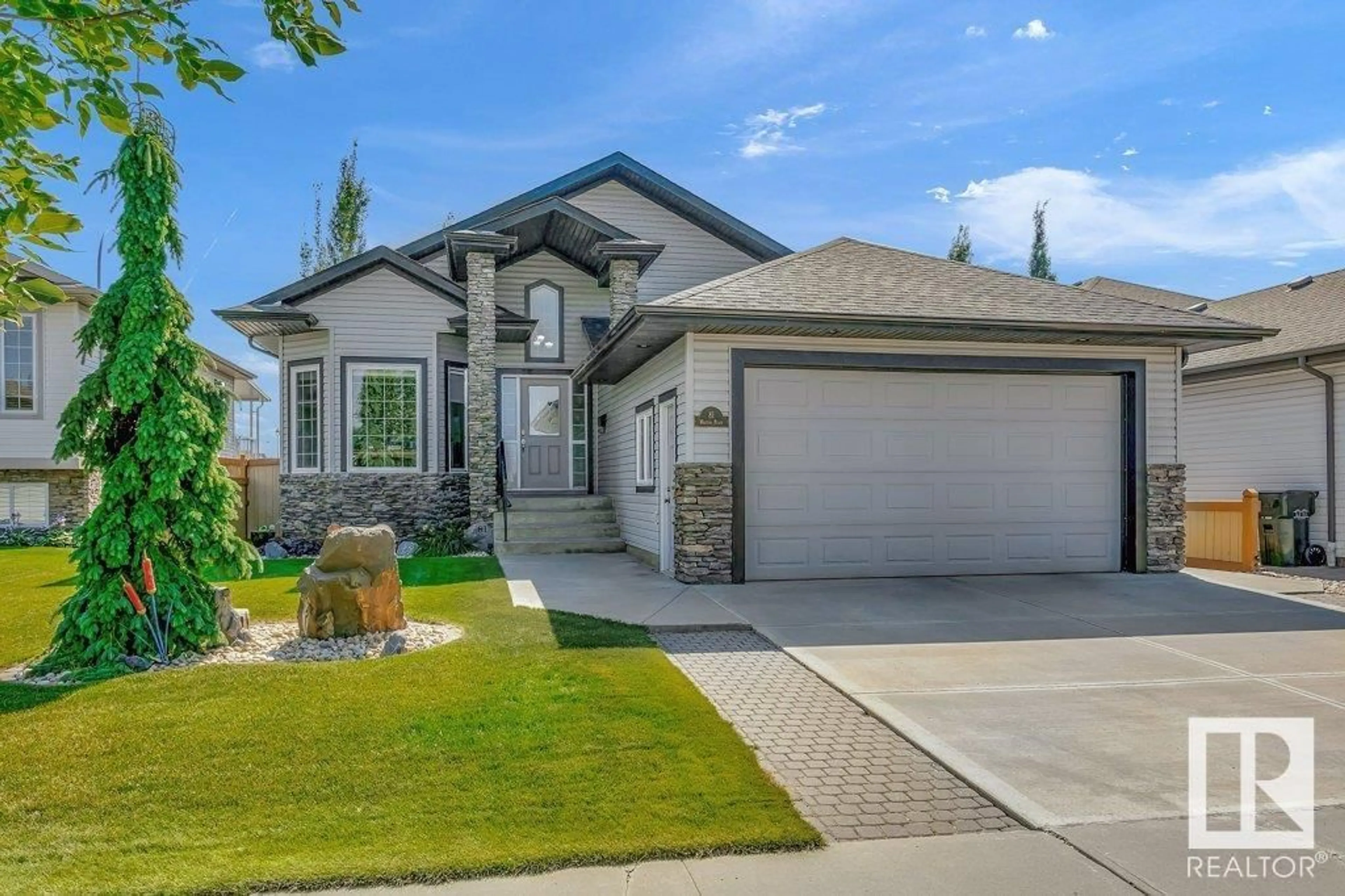 Frontside or backside of a home, the street view for 81 WALTERS PL, Leduc Alberta T9E0G3