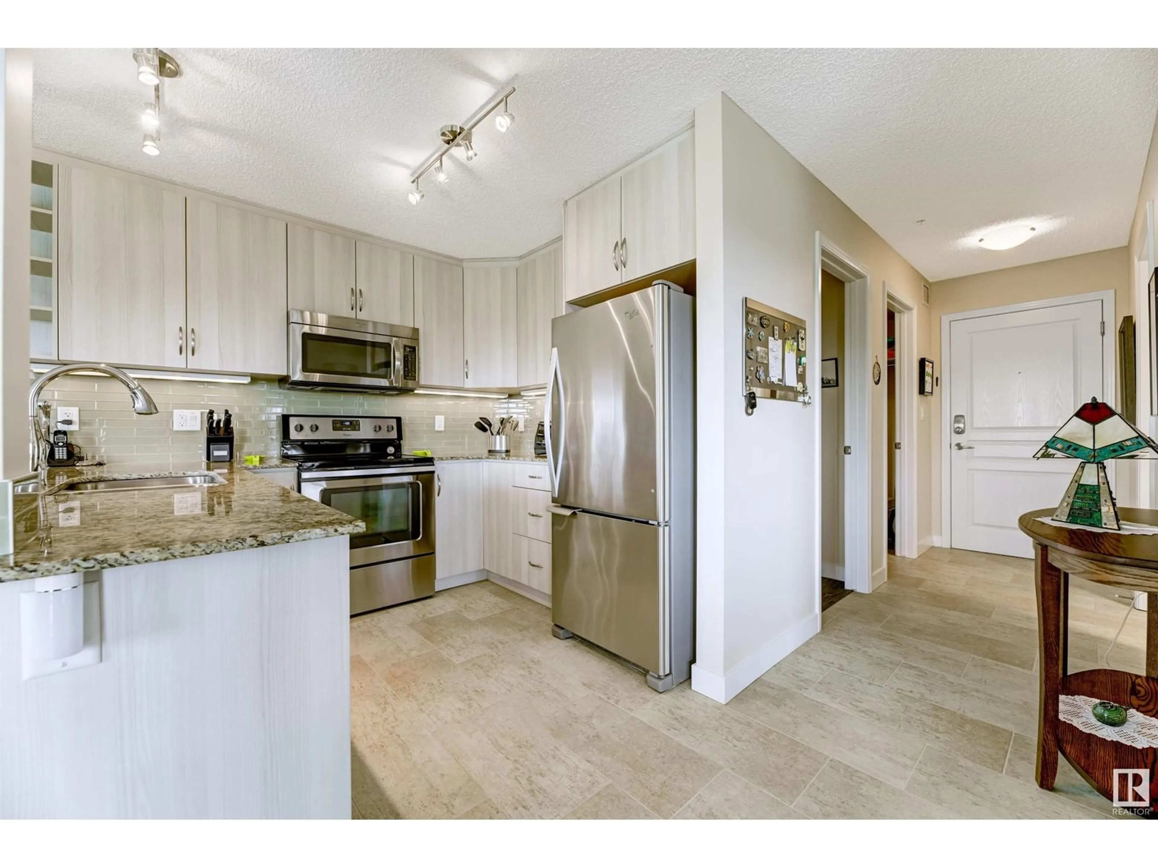 Standard kitchen for #309 7021 SOUTH TERWILLEGAR DR NW, Edmonton Alberta T6R0W5