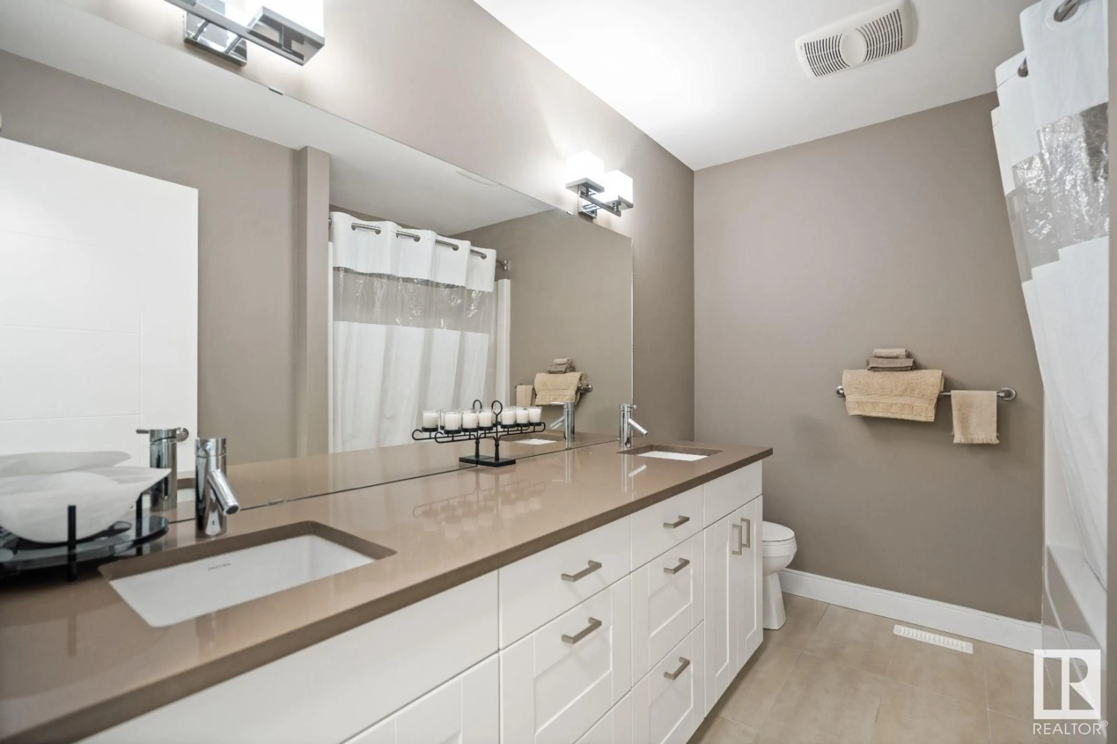 Bathroom, ceramic floors for 3717 BEAU VISTA BV, Bonnyville Town Alberta T9N0A9