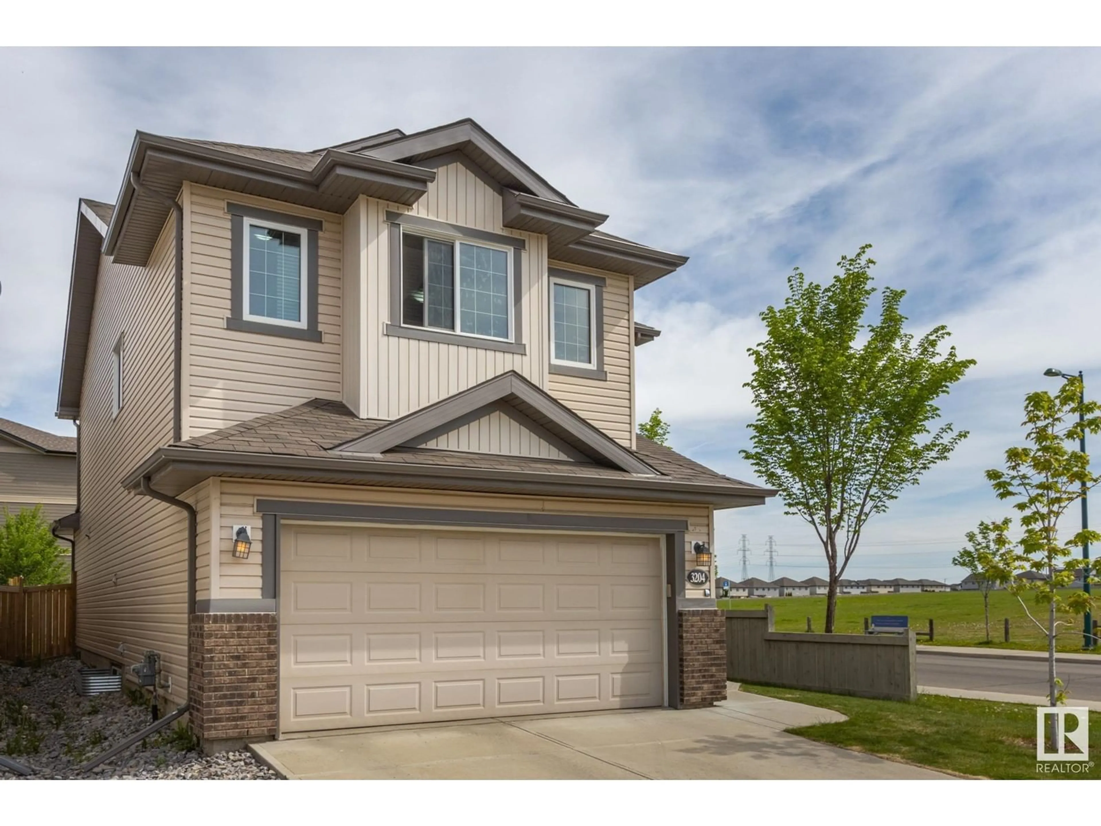 Frontside or backside of a home, cottage for 3204 17B AV NW NW, Edmonton Alberta T6T0P4