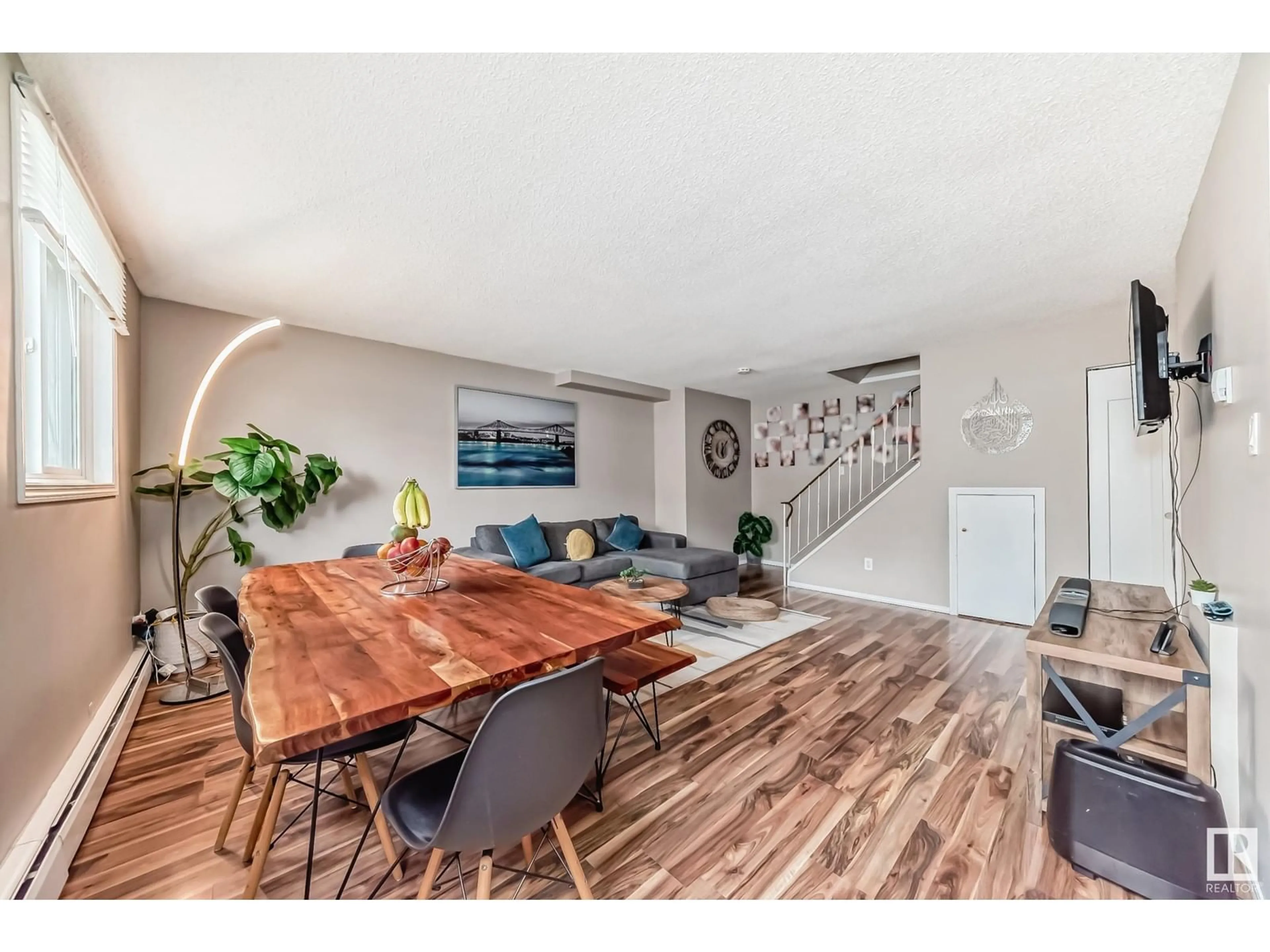 A pic of a room for #102 14520 52 st ST NW, Edmonton Alberta T5A3K5