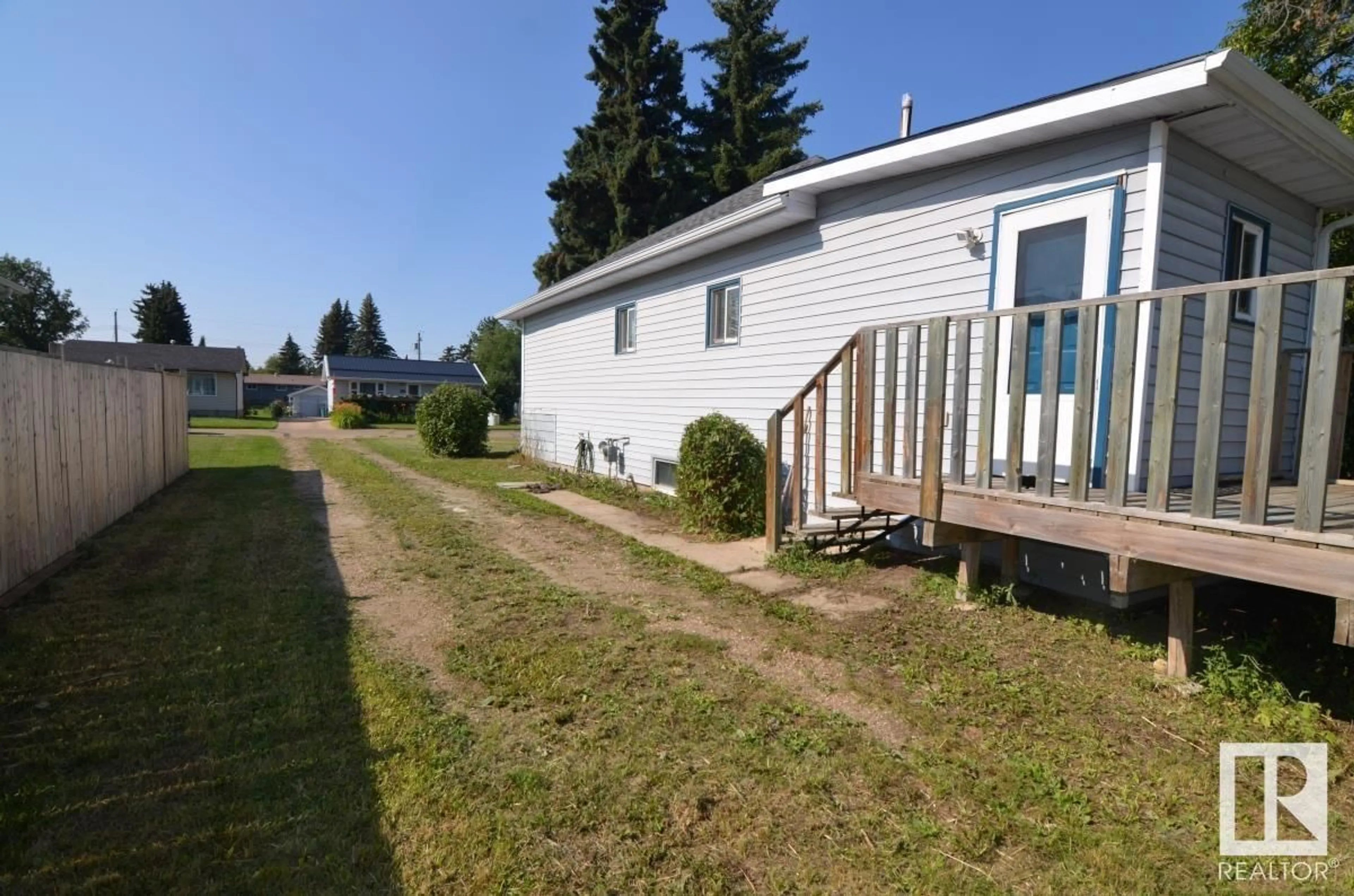 A pic from exterior of the house or condo, cottage for 5120 55 AV, Tofield Alberta T0B4J0