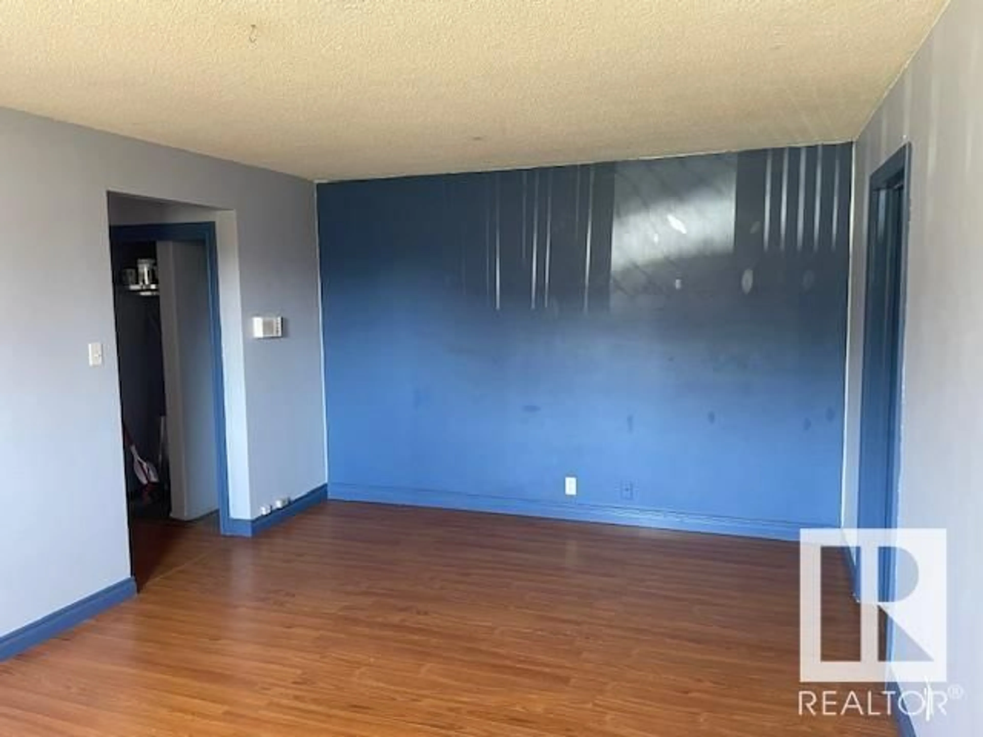 A pic of a room, not visible floor for #17 9740 62 ST NW NW, Edmonton Alberta T6B1P6