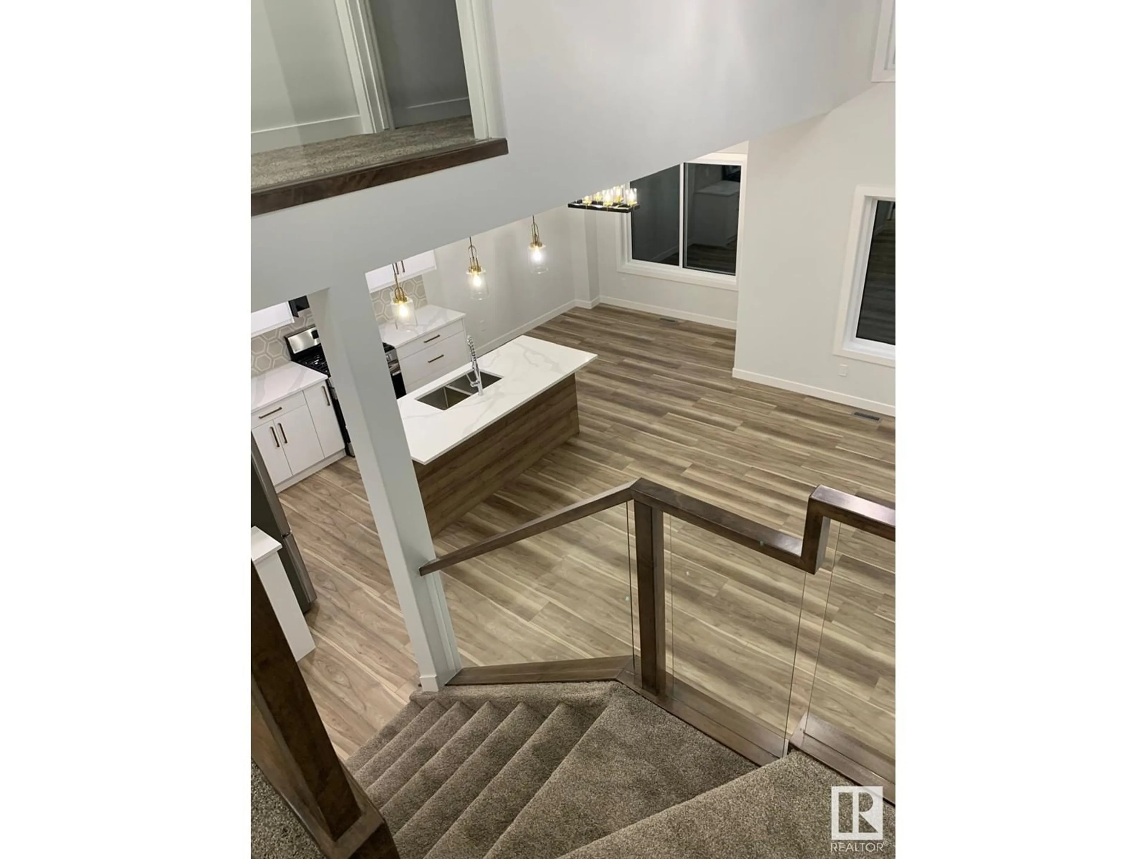 Contemporary bathroom, ceramic floors for 17 HULL WD, Spruce Grove Alberta T7X0X5