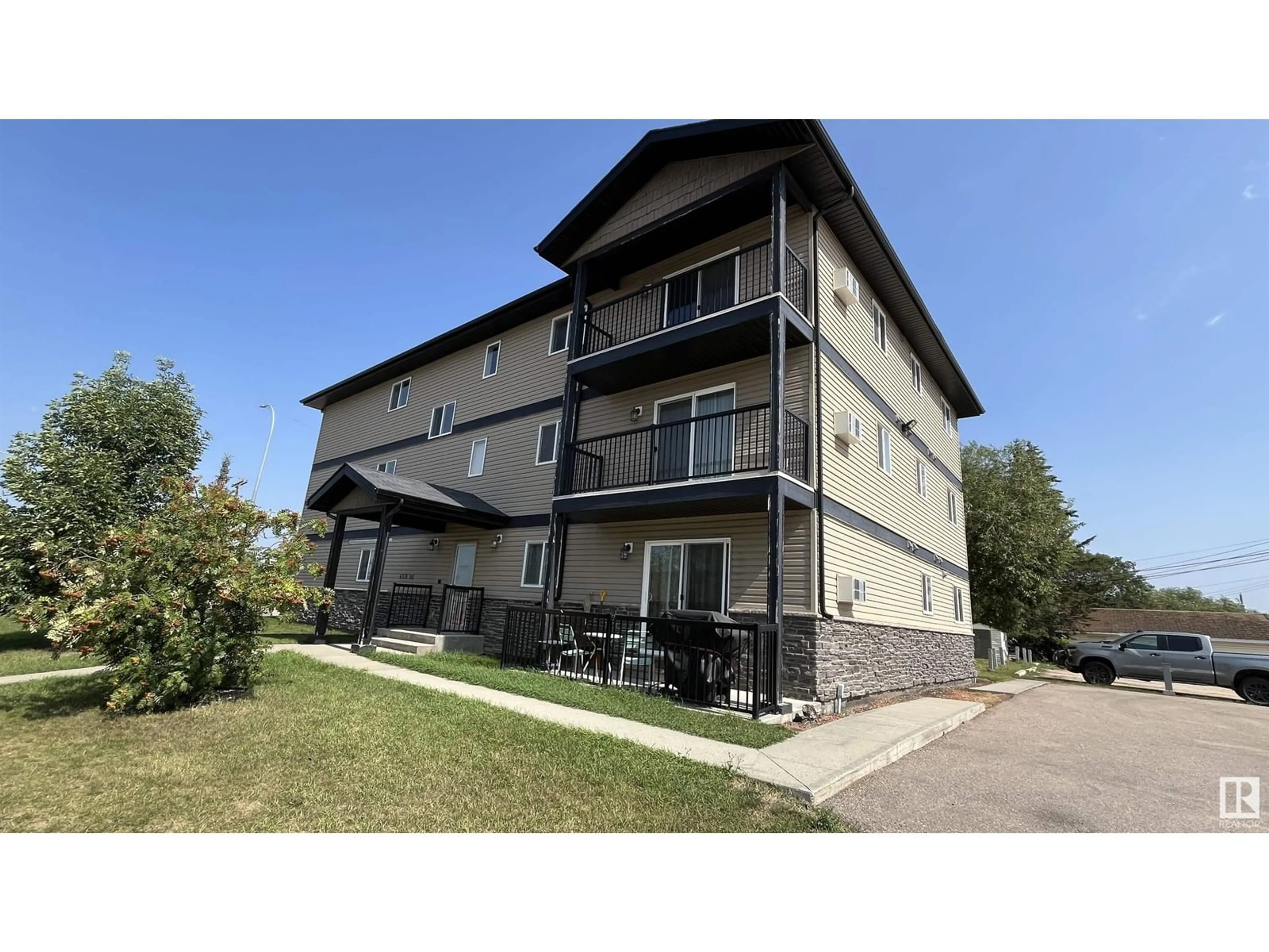 A pic from exterior of the house or condo for #302 4318 50 AV, Bonnyville Town Alberta T9N0B5