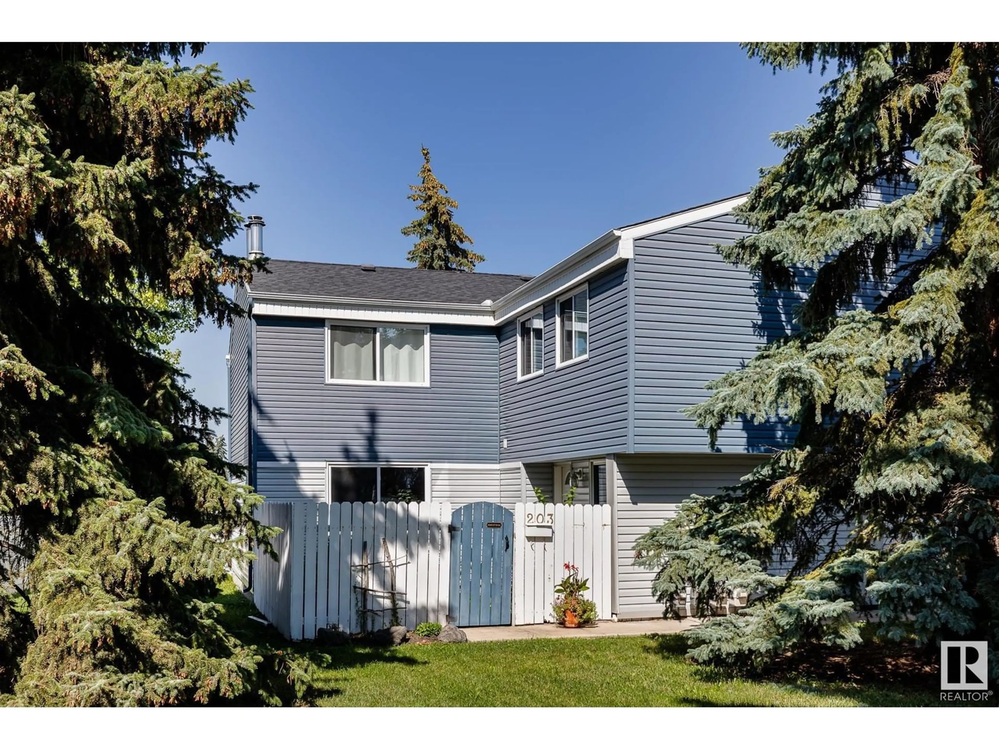 A pic from exterior of the house or condo for #203 14707 53 AV NW, Edmonton Alberta T6H5C9