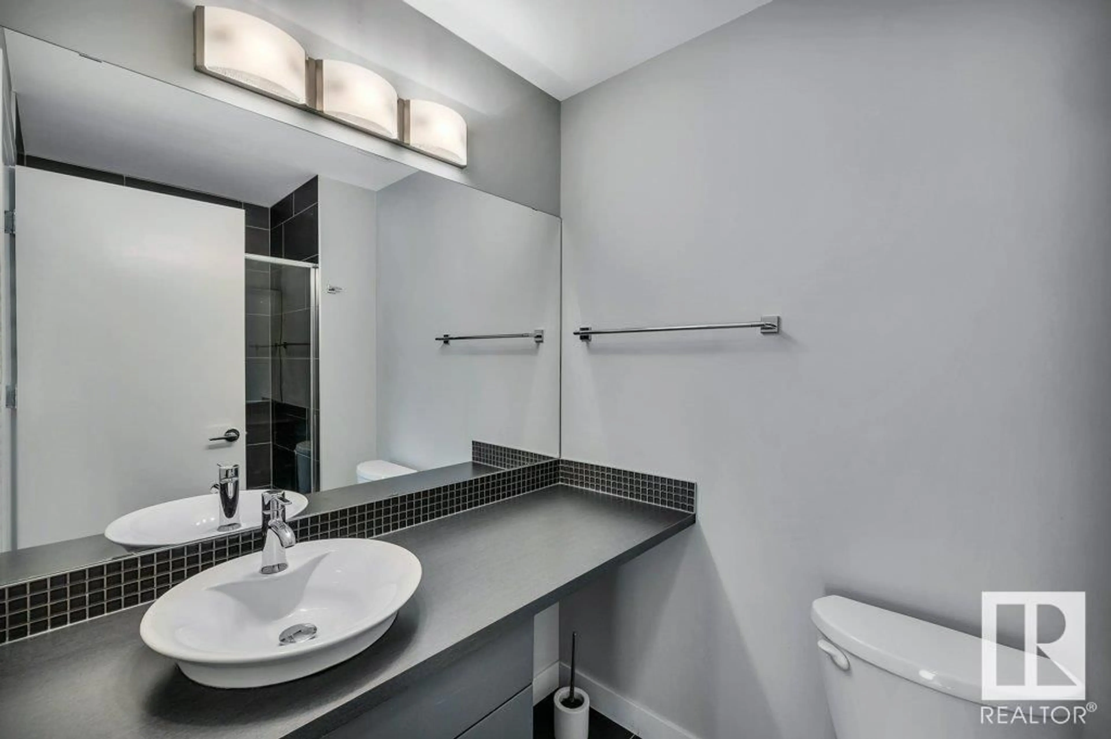 Standard bathroom for #106 10611 117 ST NW, Edmonton Alberta T5H0G6