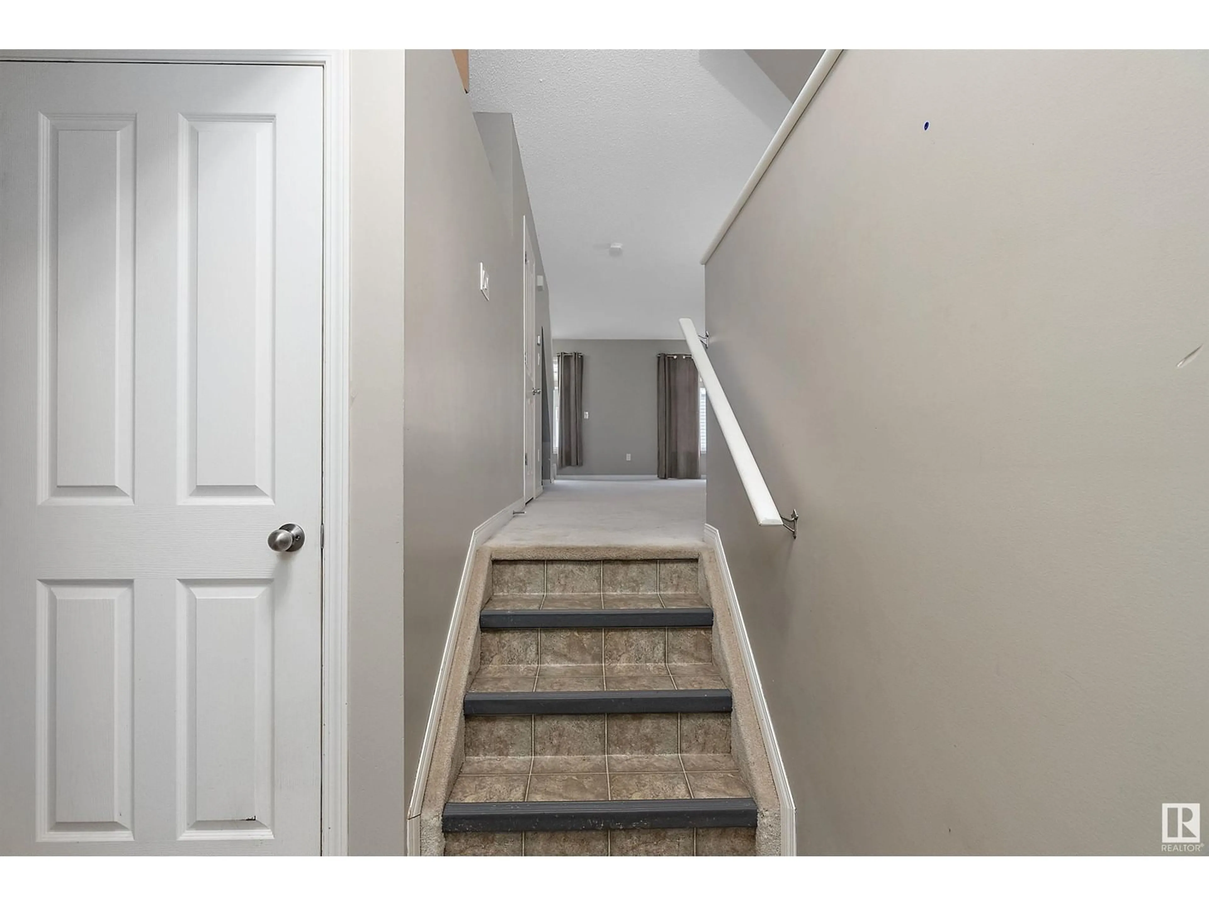 Stairs for #22 465 HEMINGWAY RD NW, Edmonton Alberta T6M0J7