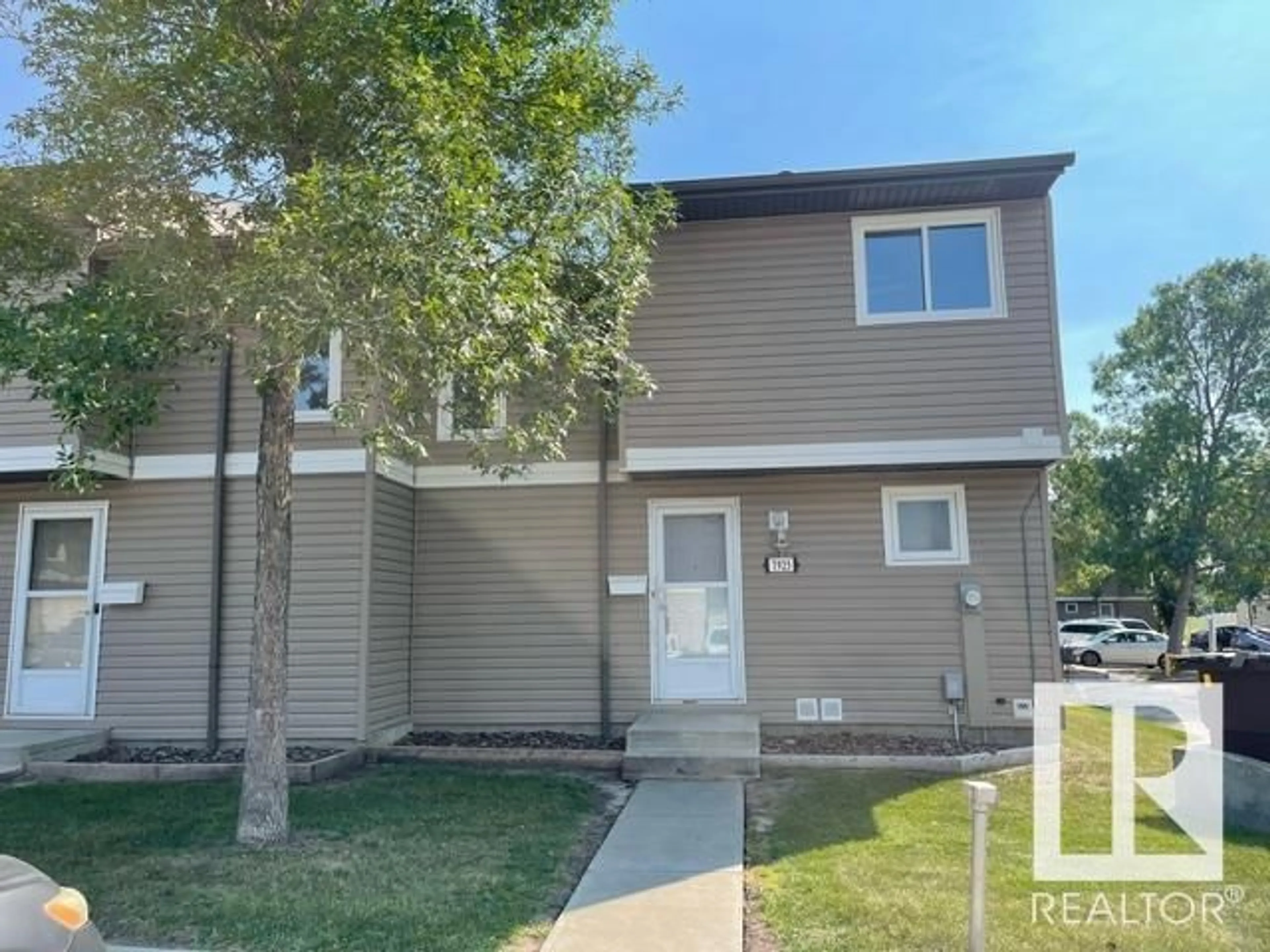 A pic from exterior of the house or condo for 7925 27 Ave NW NW, Edmonton Alberta T6K3C9