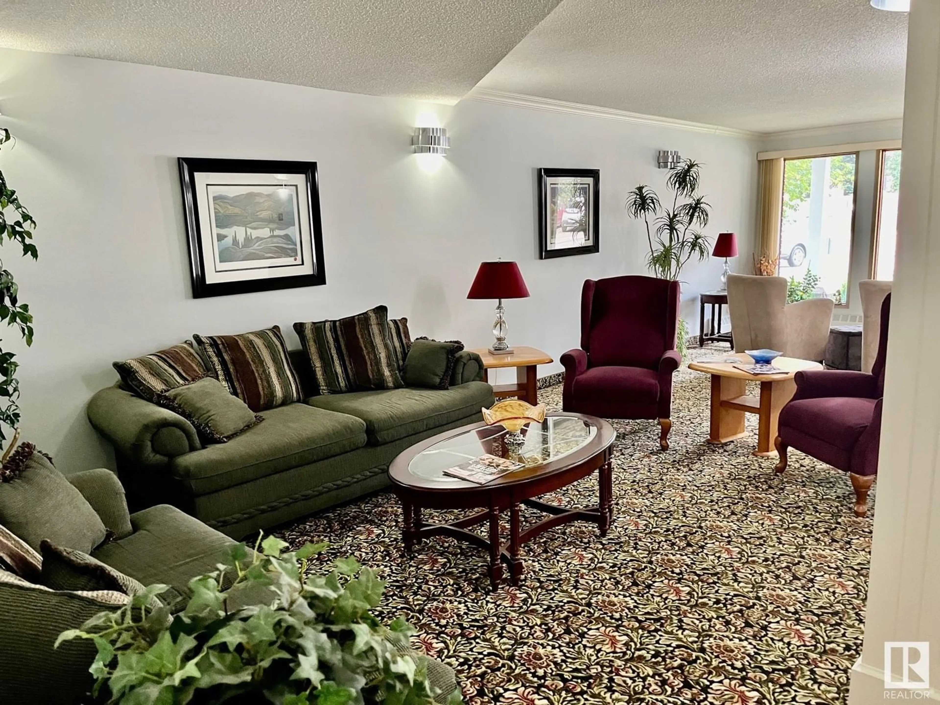 Living room, carpet floors for #205 9985 93 AV, Fort Saskatchewan Alberta T8L1N5