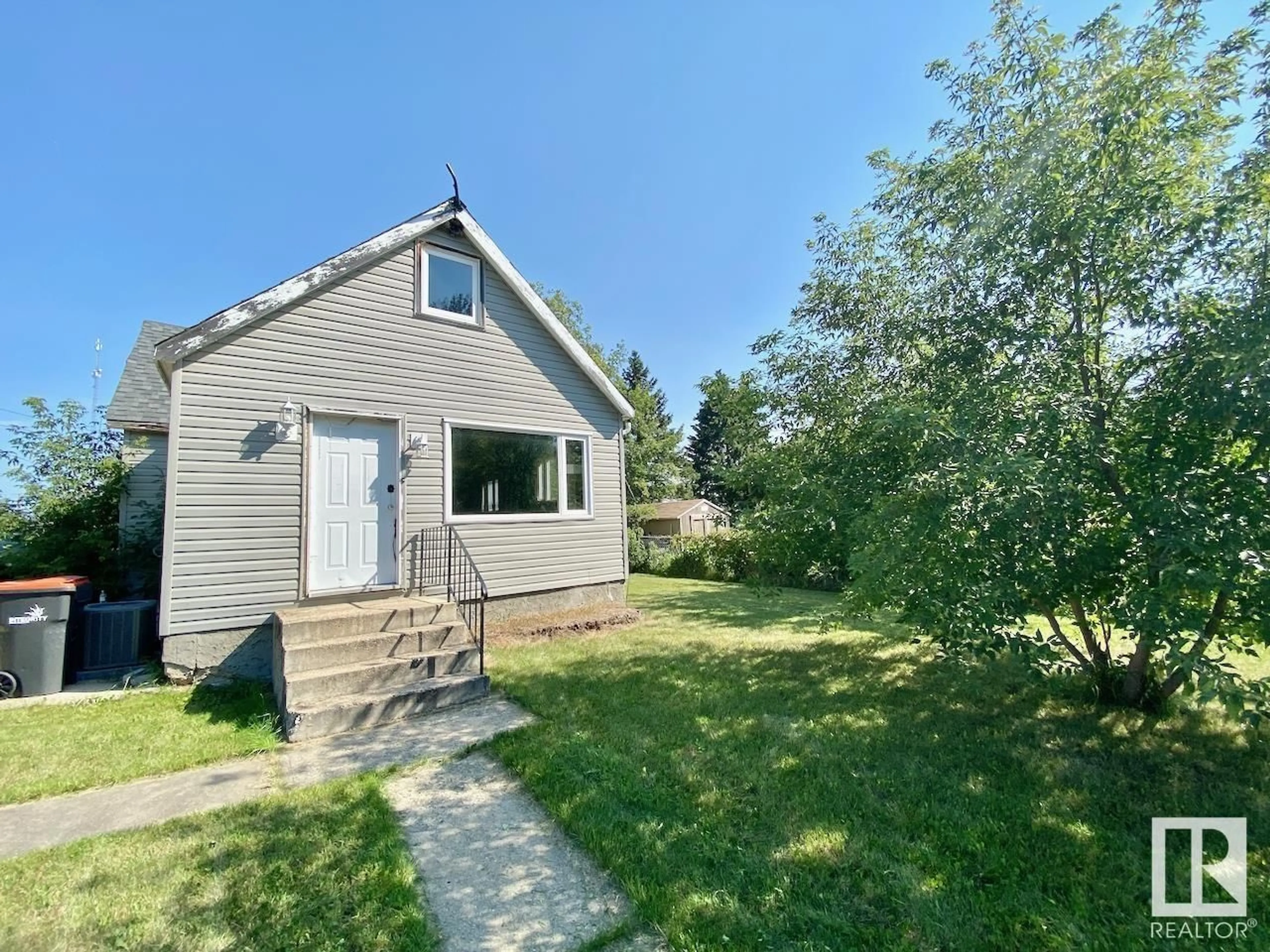 Frontside or backside of a home for 5069 51 ST, Newbrook Alberta T0A2P0