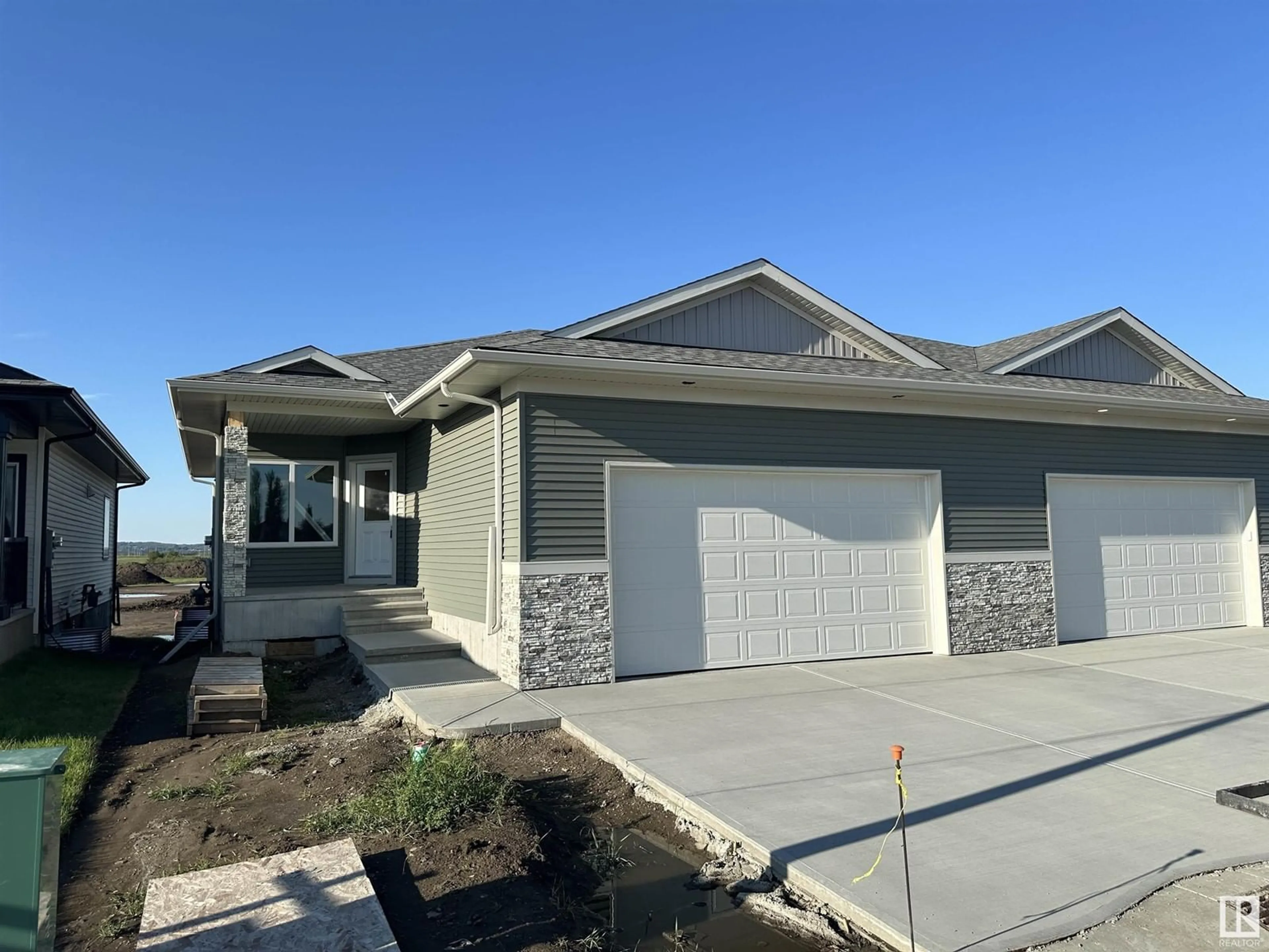 A pic from exterior of the house or condo for #6 11 DALTON LI, Spruce Grove Alberta T7X2X8