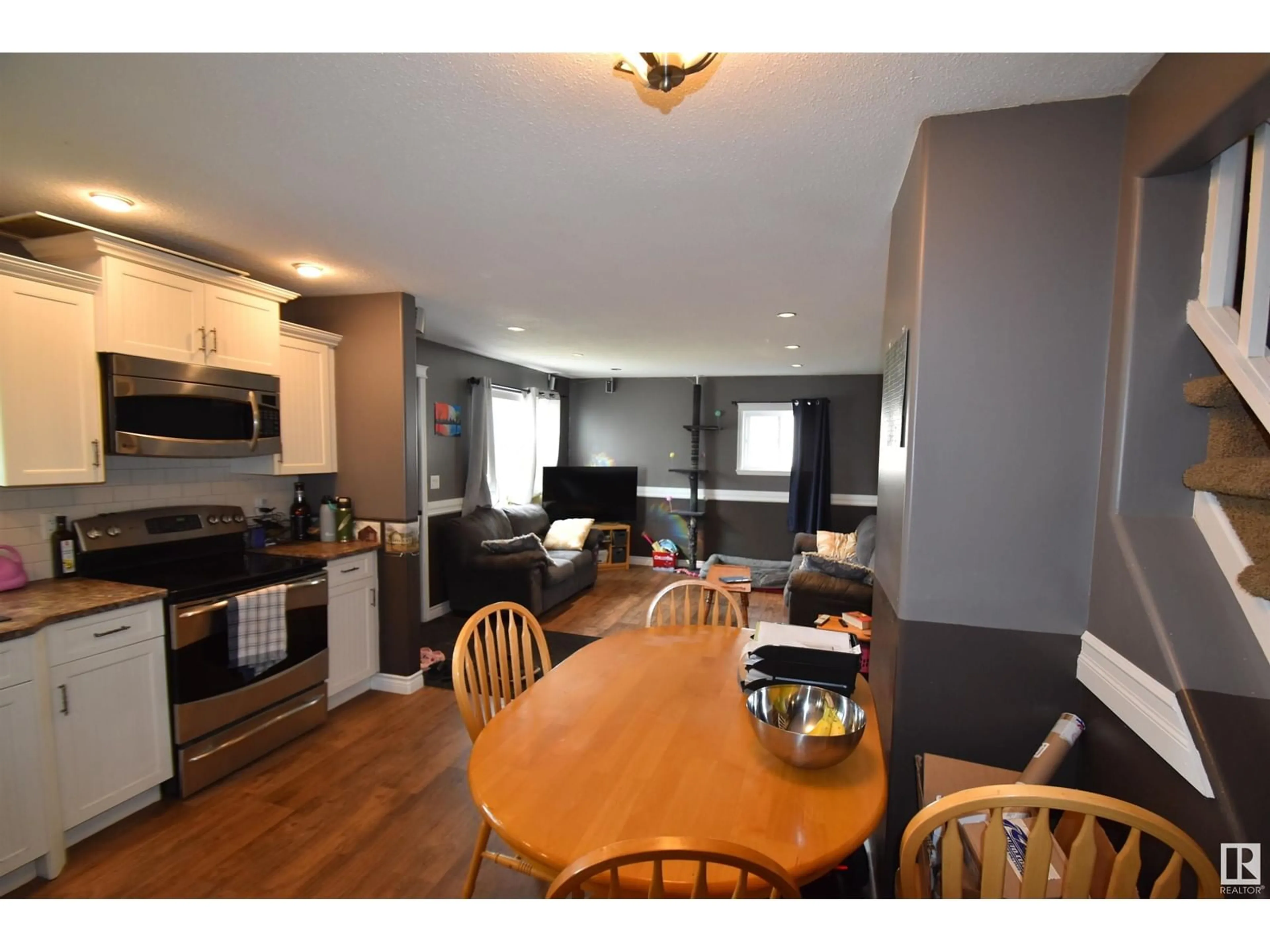 Open concept kitchen for 4818 45 AV, St. Paul Town Alberta T0A3A3