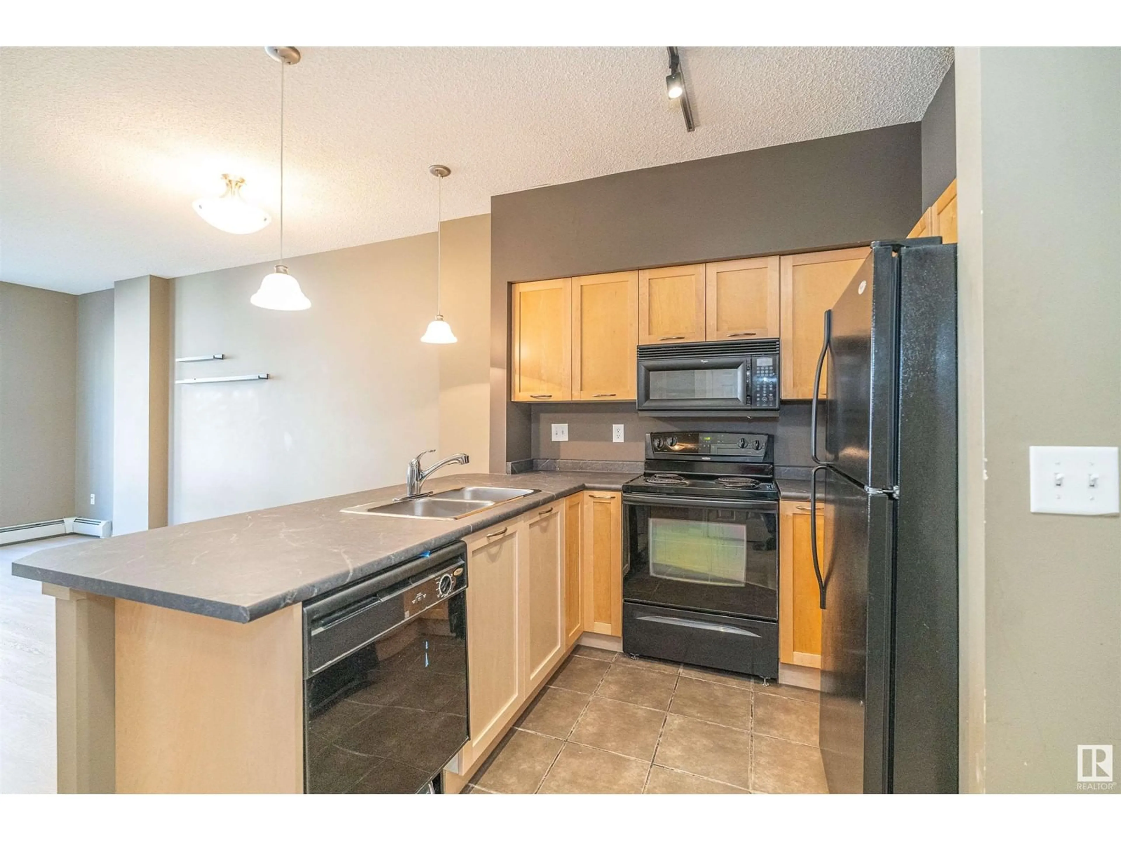 Standard kitchen for #2-310 4245 139 AV NW, Edmonton Alberta T5Y3E8