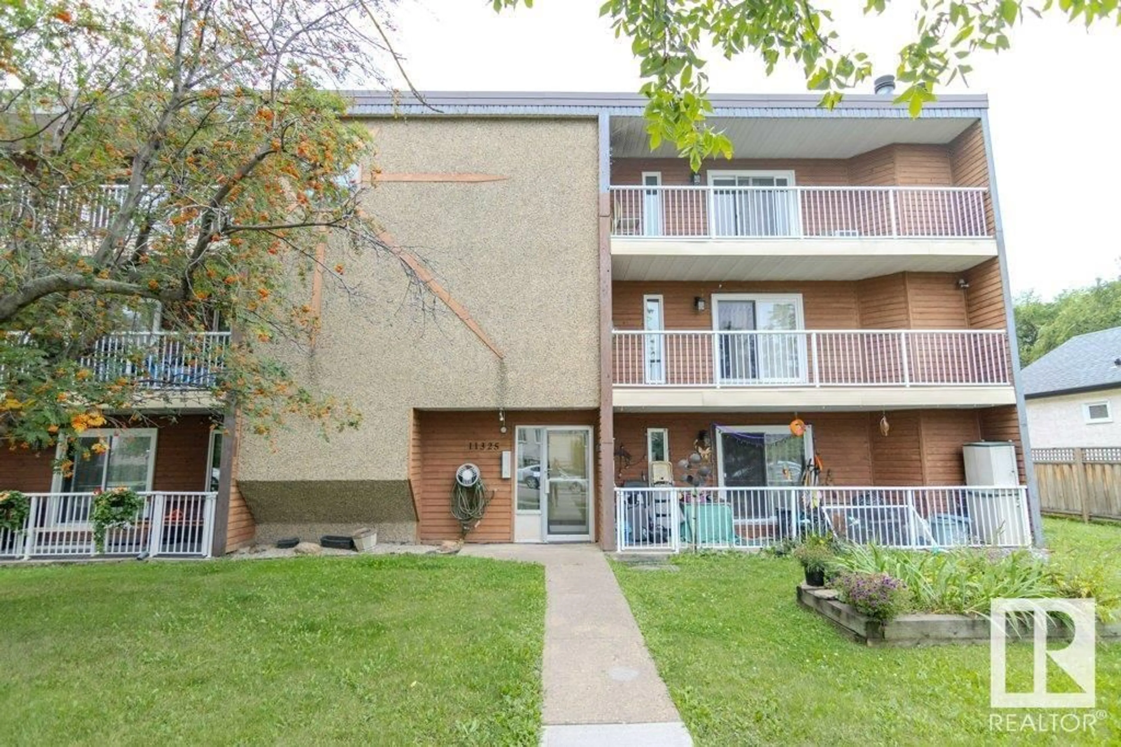 A pic from exterior of the house or condo for #203 11325 109 AV NW, Edmonton Alberta T5H1E3