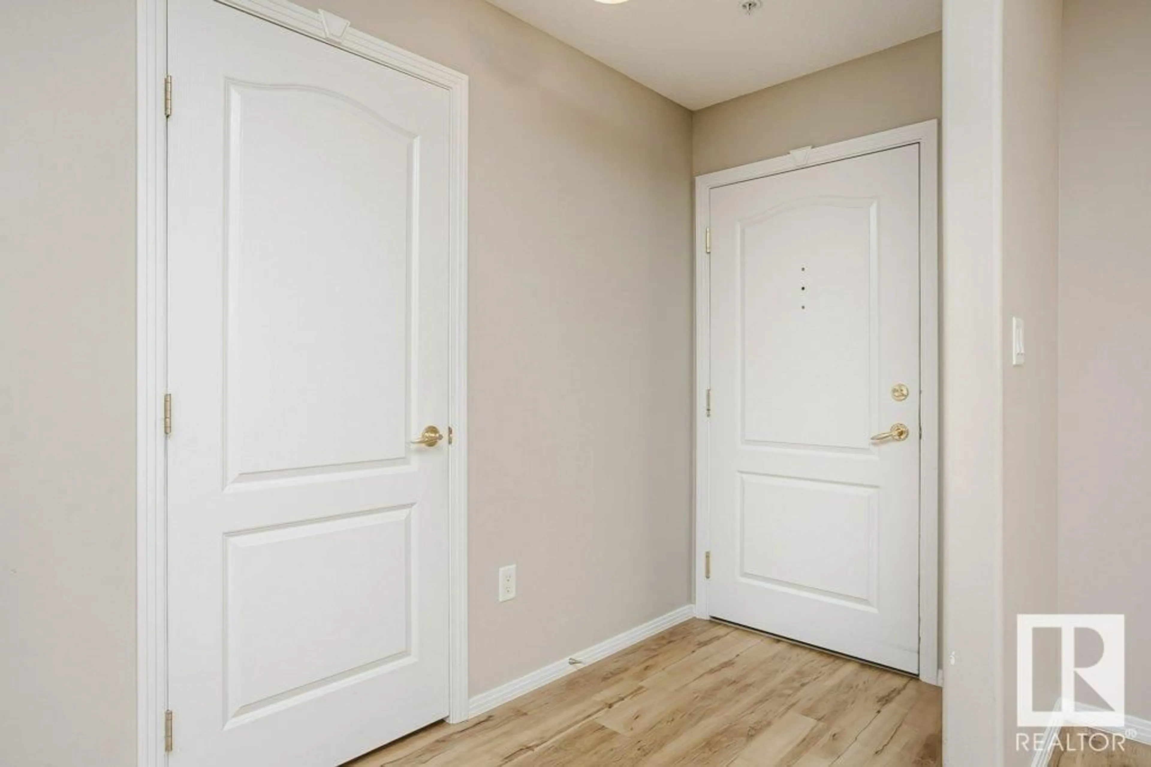 Indoor entryway, not visible floor for #108 8956 156 ST NW, Edmonton Alberta T5R5Z6