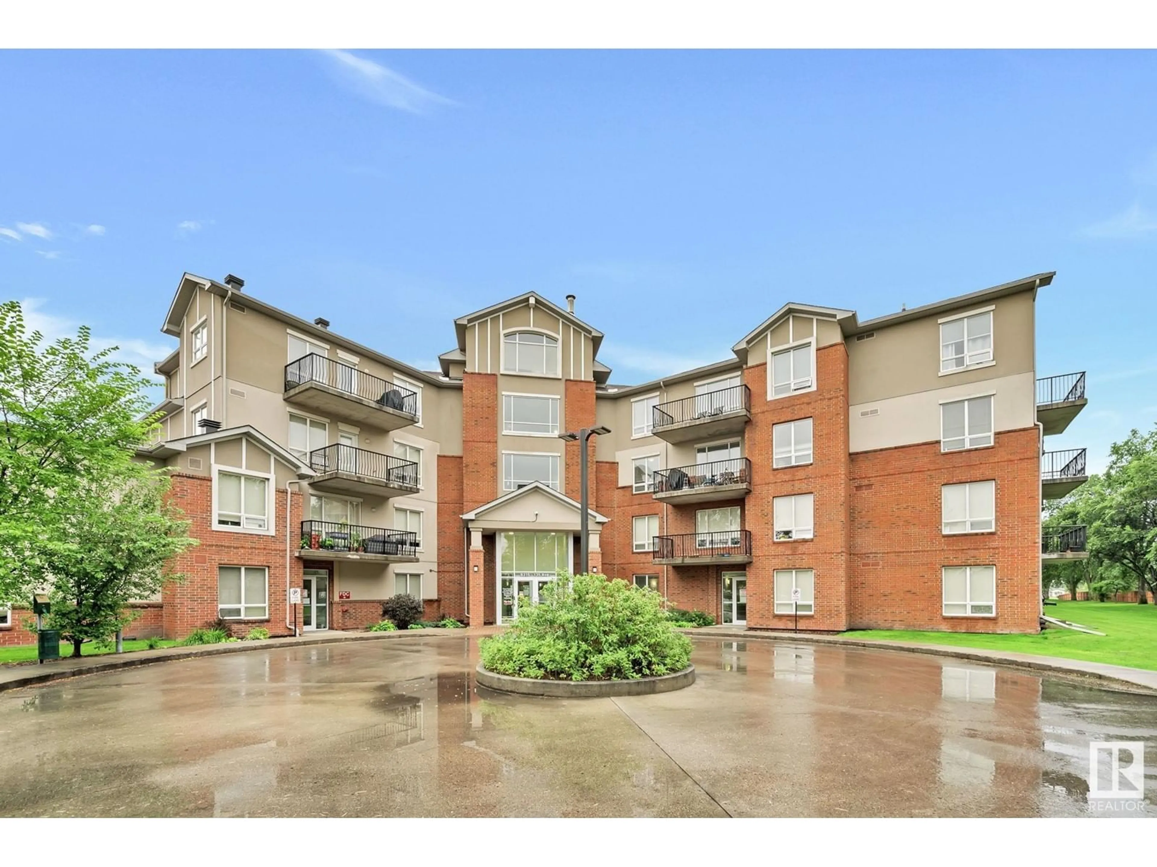 A pic from exterior of the house or condo for #231 6315 135 AV NW, Edmonton Alberta T5A5J7