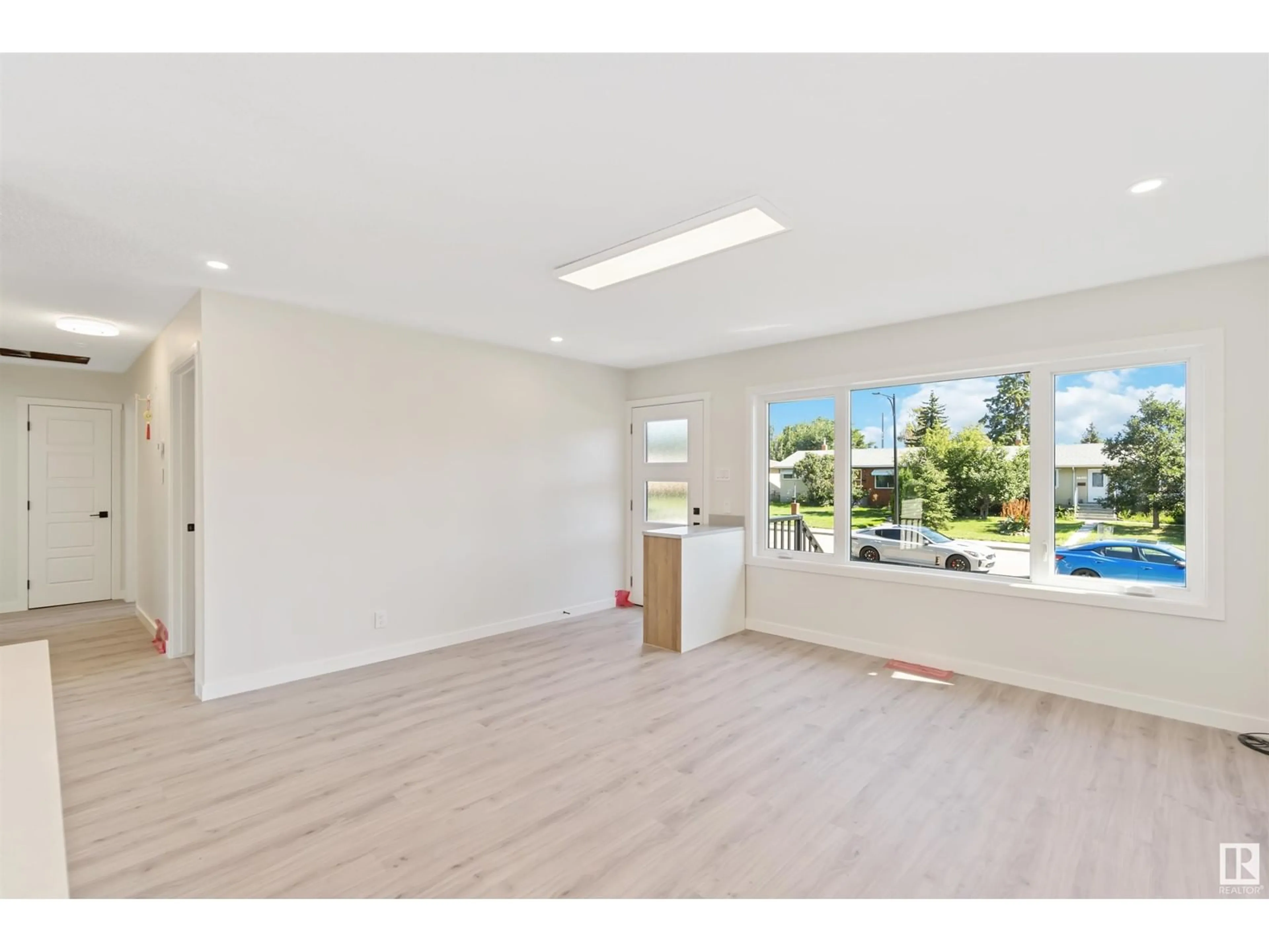 A pic of a room, wood floors for 7320 77 ST NW, Edmonton Alberta T6C2L2