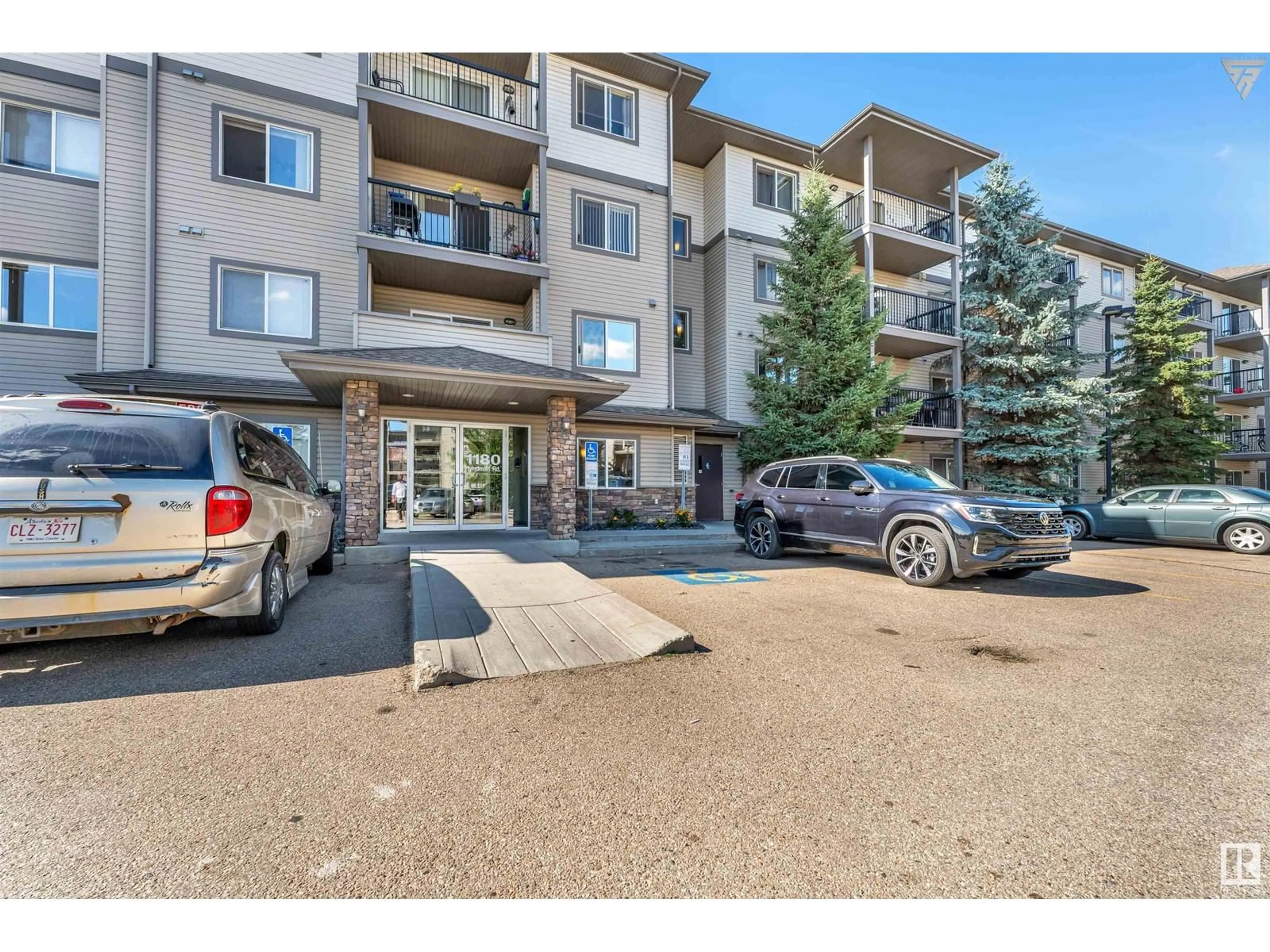 A pic from exterior of the house or condo for #134 1180 HYNDMAN RD NW, Edmonton Alberta T5A0P8