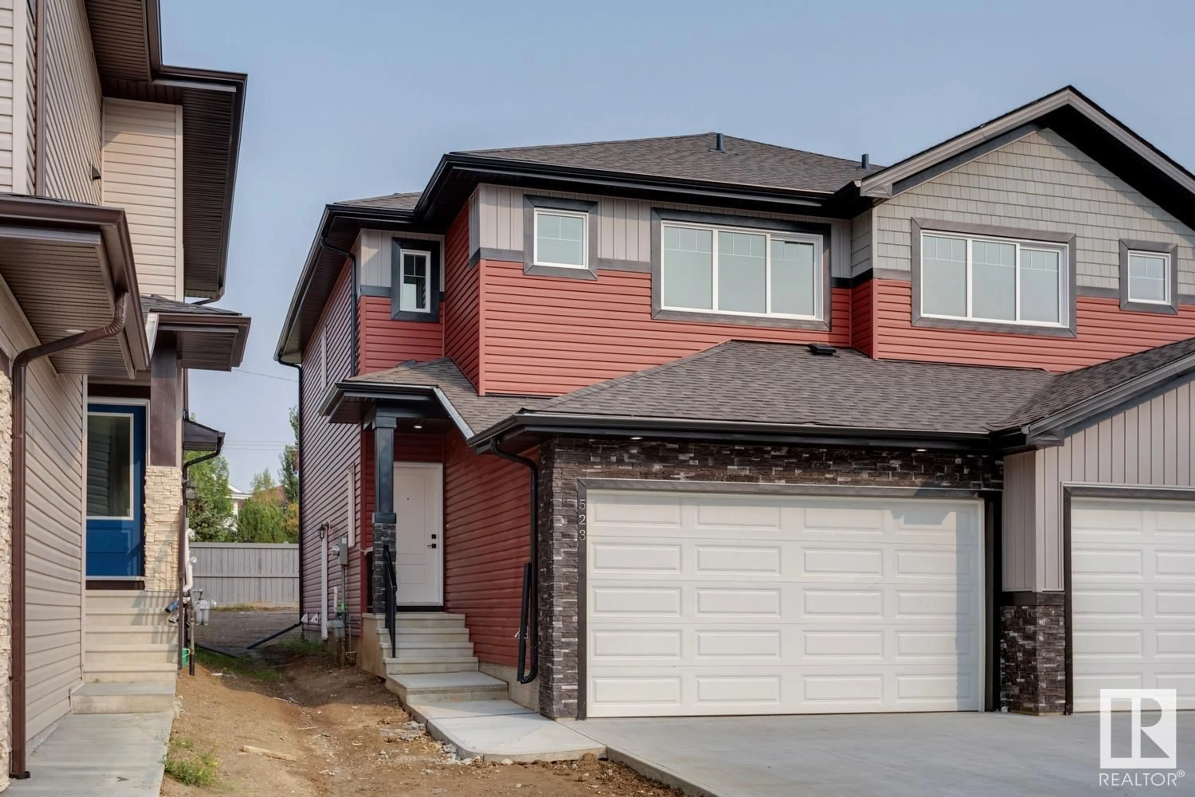 A pic from exterior of the house or condo, the street view for 31 Caledon CR, Spruce Grove Alberta T7X0Y8