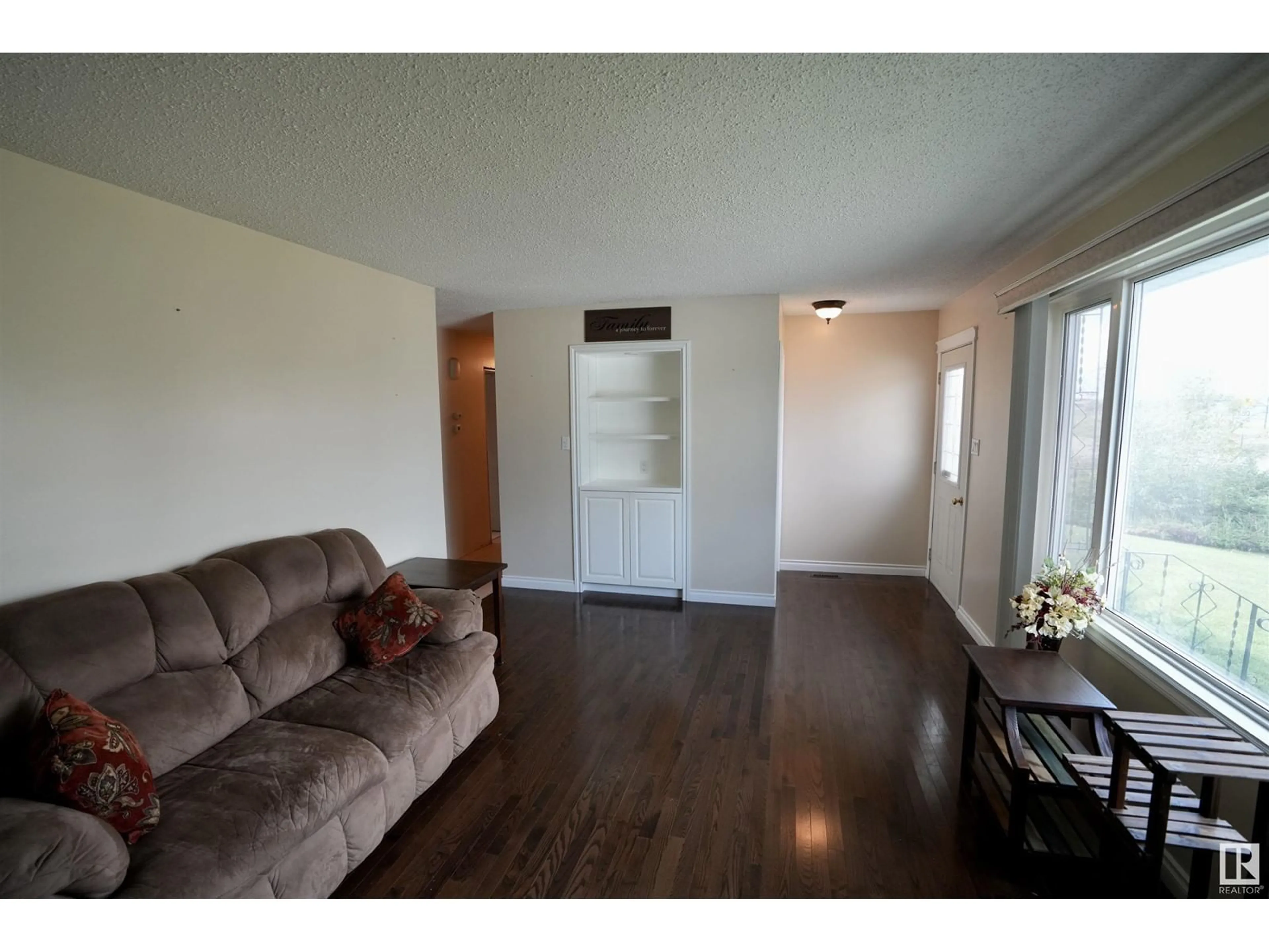 Living room, wood floors for 4801 42 ST, St. Paul Town Alberta T0A3A2