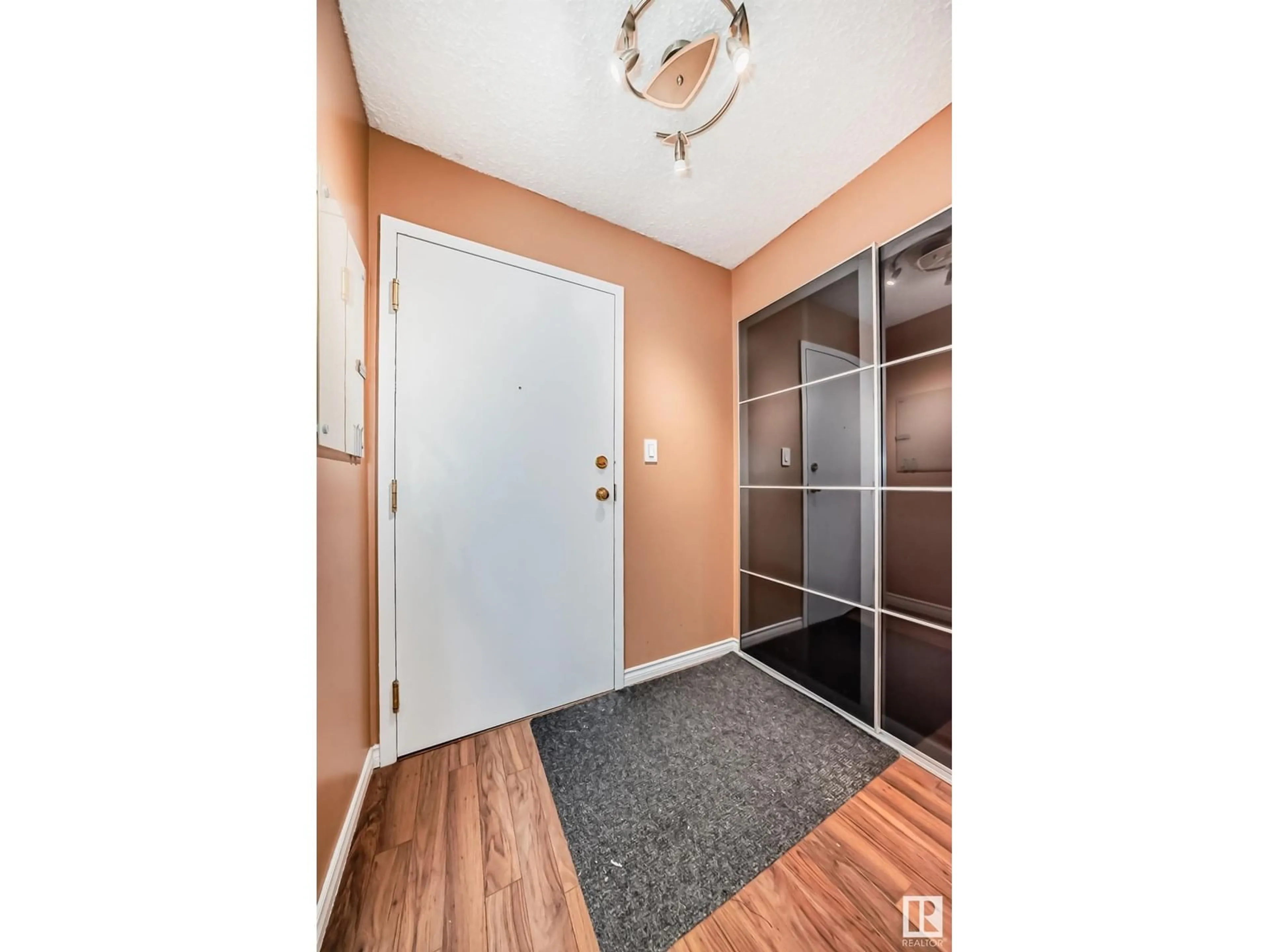 Indoor entryway, not visible floor for #211 11620 9A AV NW, Edmonton Alberta T6J7B4