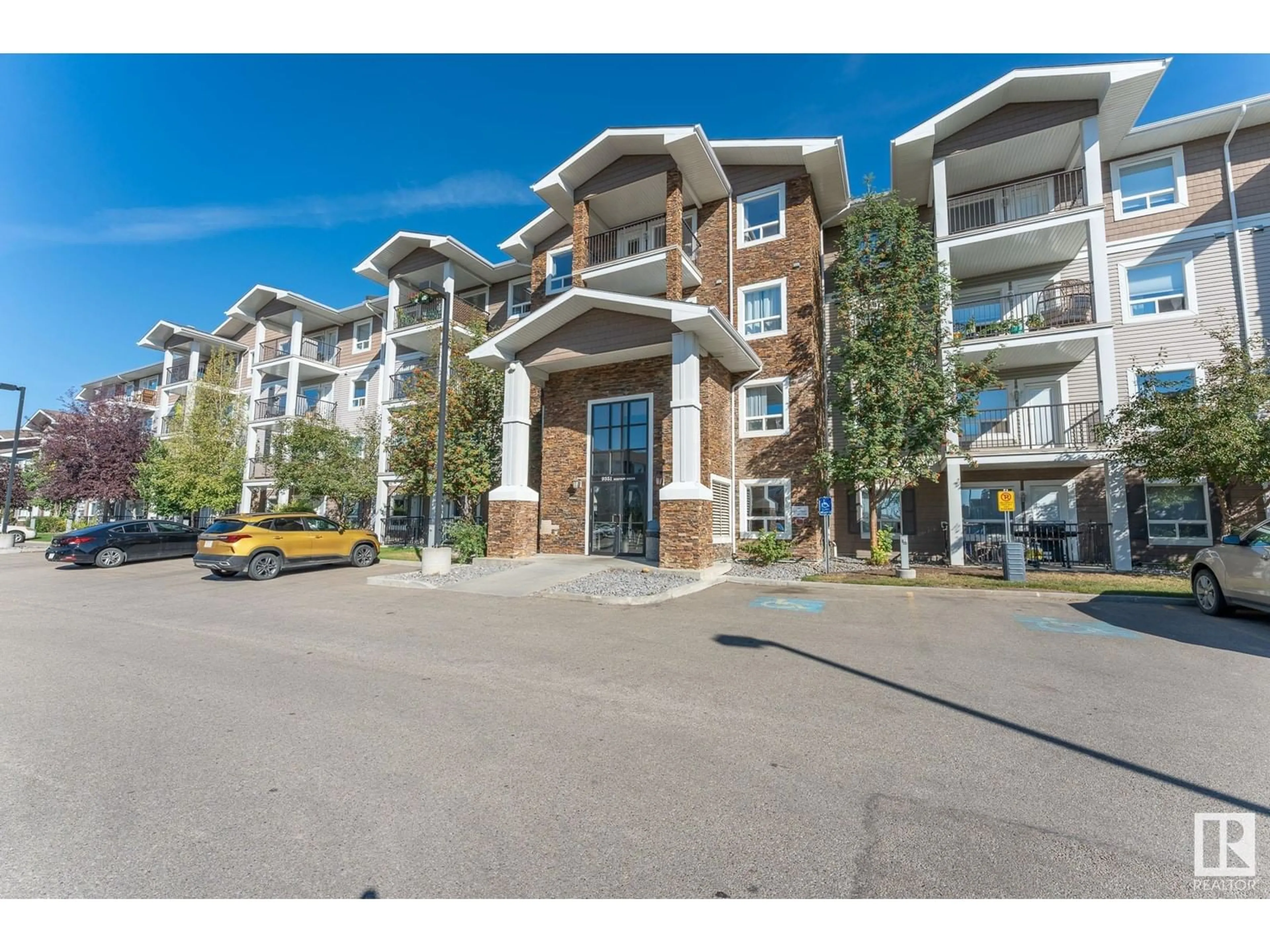 A pic from exterior of the house or condo for #3423 9351 SIMPSON DR NW, Edmonton Alberta T6O0N4