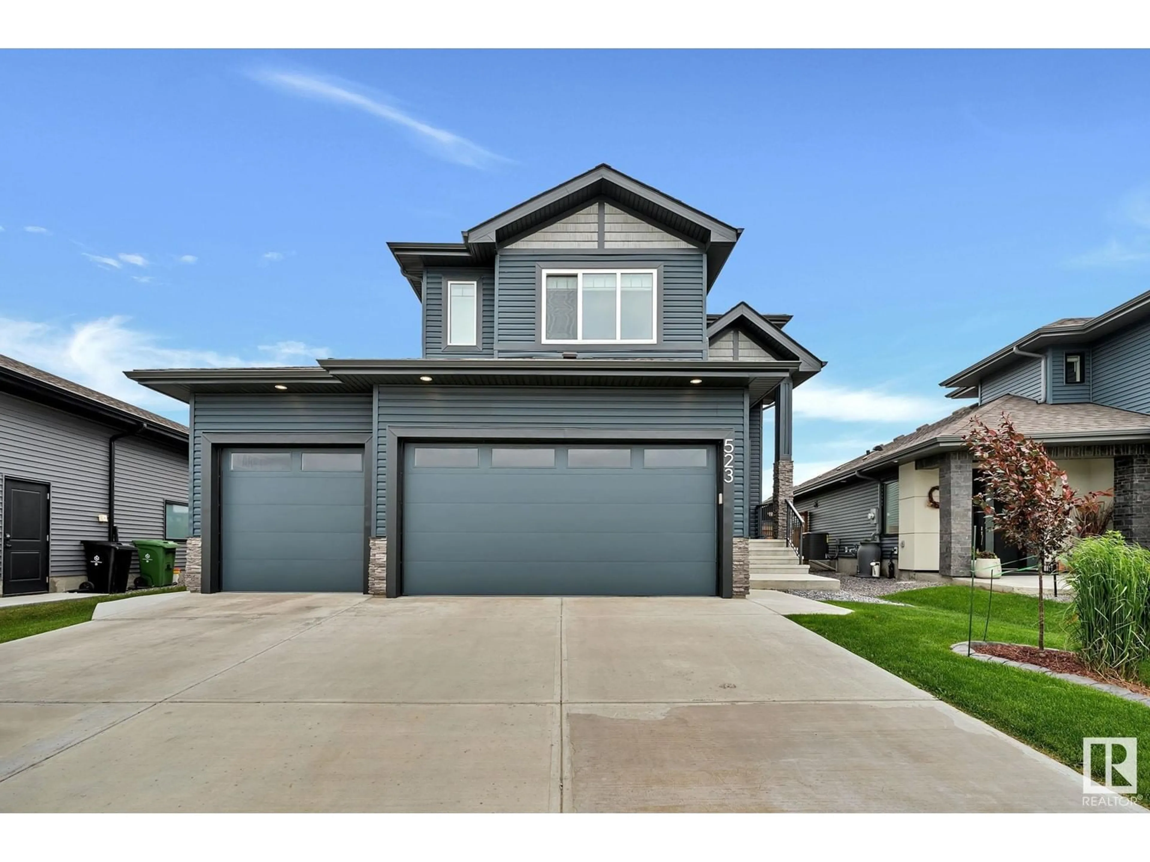 Frontside or backside of a home for 523 MEADOWVIEW DR, Fort Saskatchewan Alberta T8L0V4