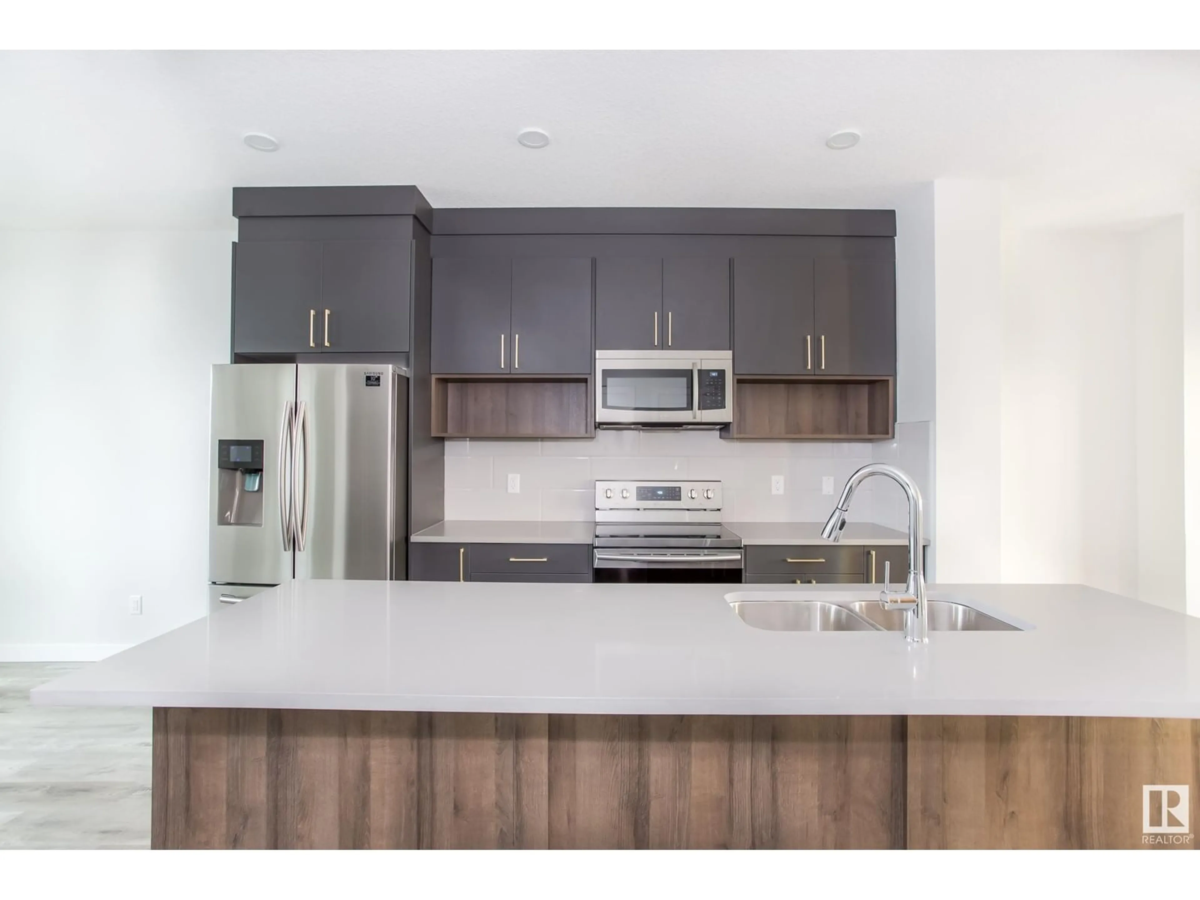 Open concept kitchen, unknown for 54 EDEN LI, Fort Saskatchewan Alberta T8L0Z2