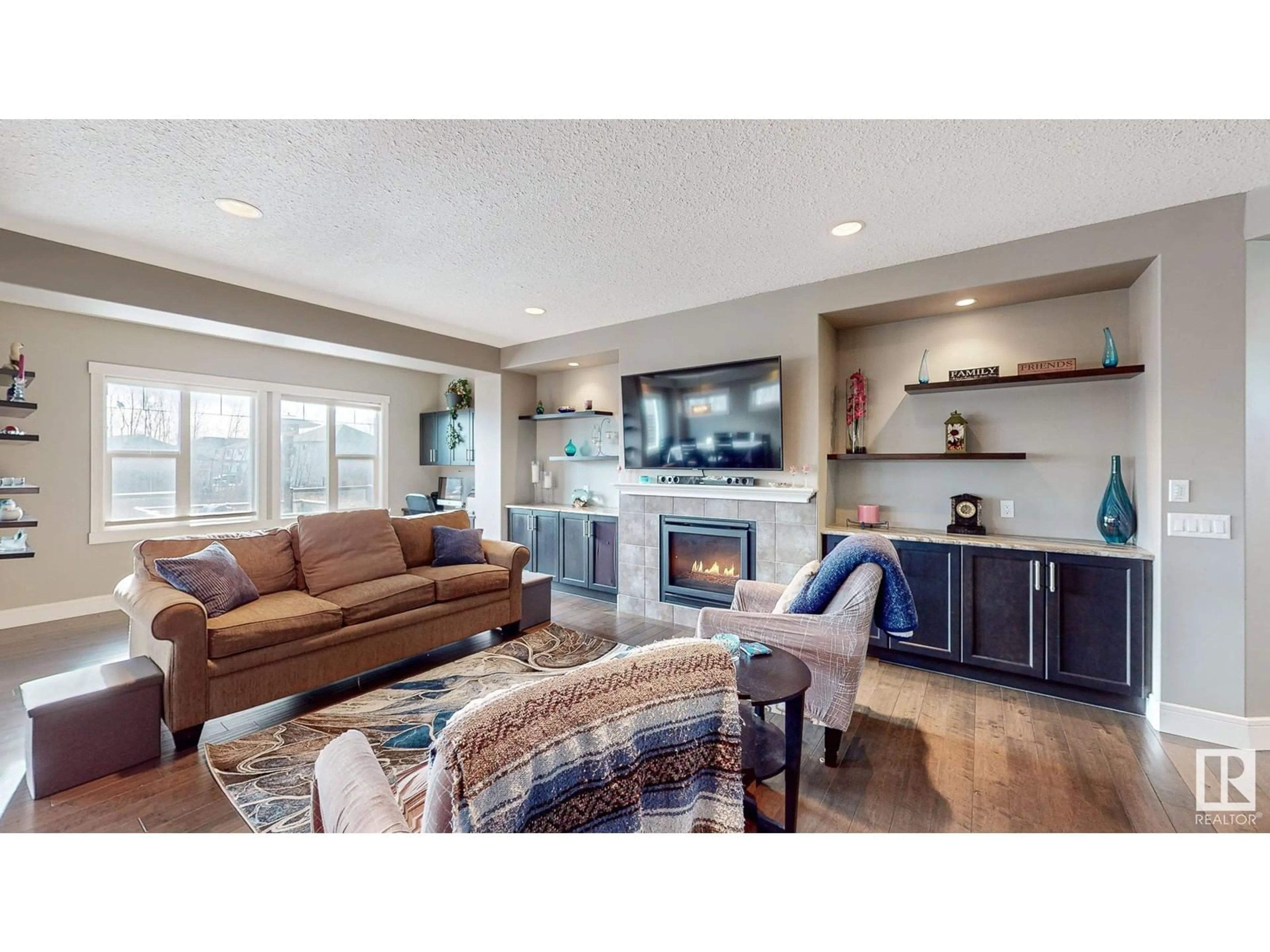 Living room, wood floors for 3651 8 ST NW, Edmonton Alberta T6T0S4