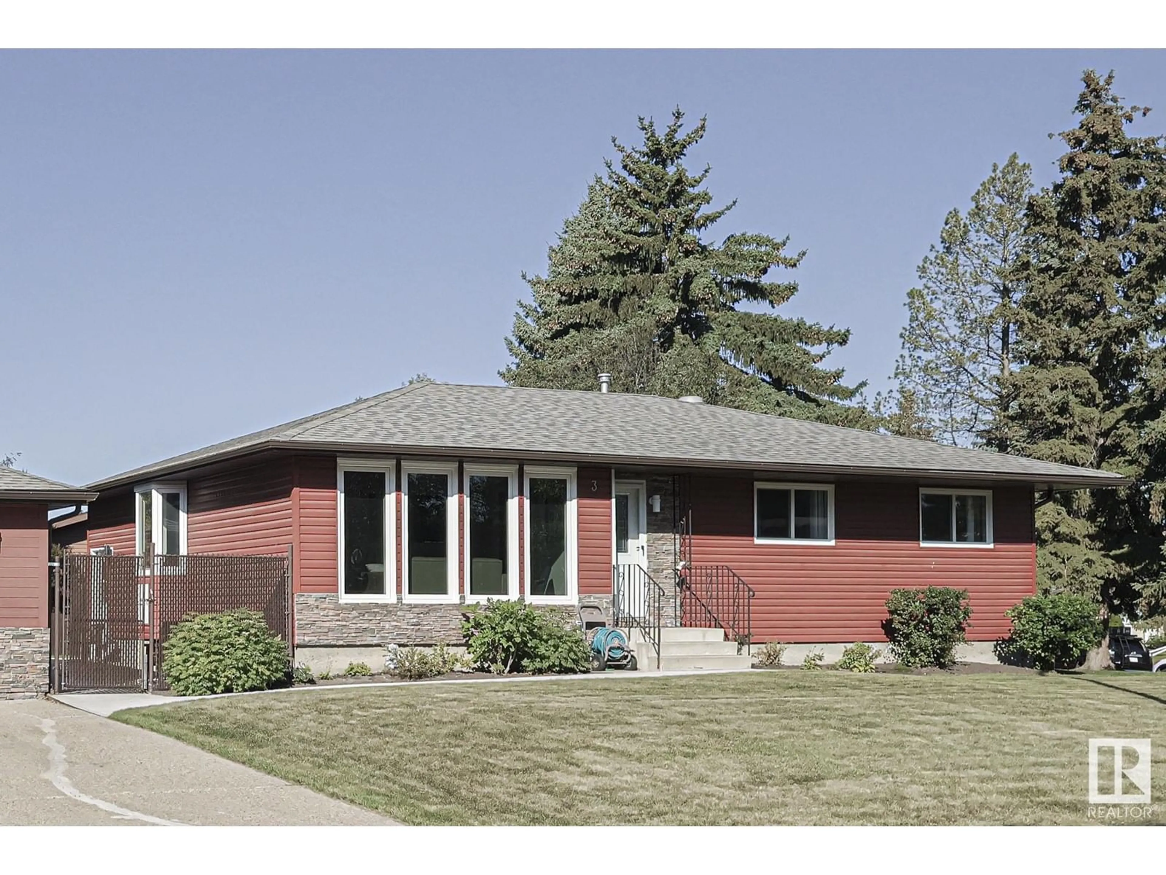 Frontside or backside of a home for 3 MORRIS ST, Spruce Grove Alberta T7X2M5