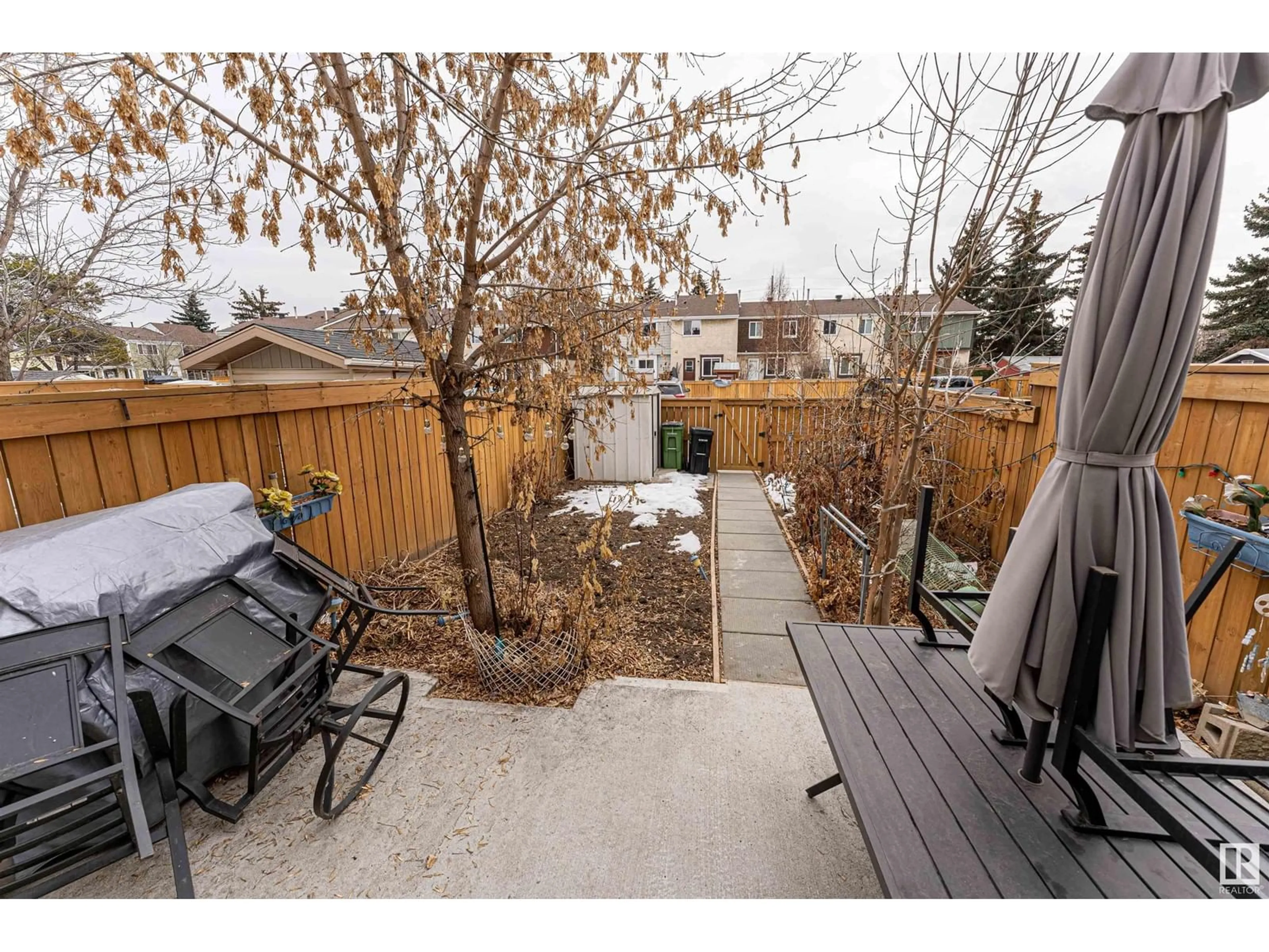 Fenced yard for 8057 178 Street NW, Edmonton Alberta T5T1L3