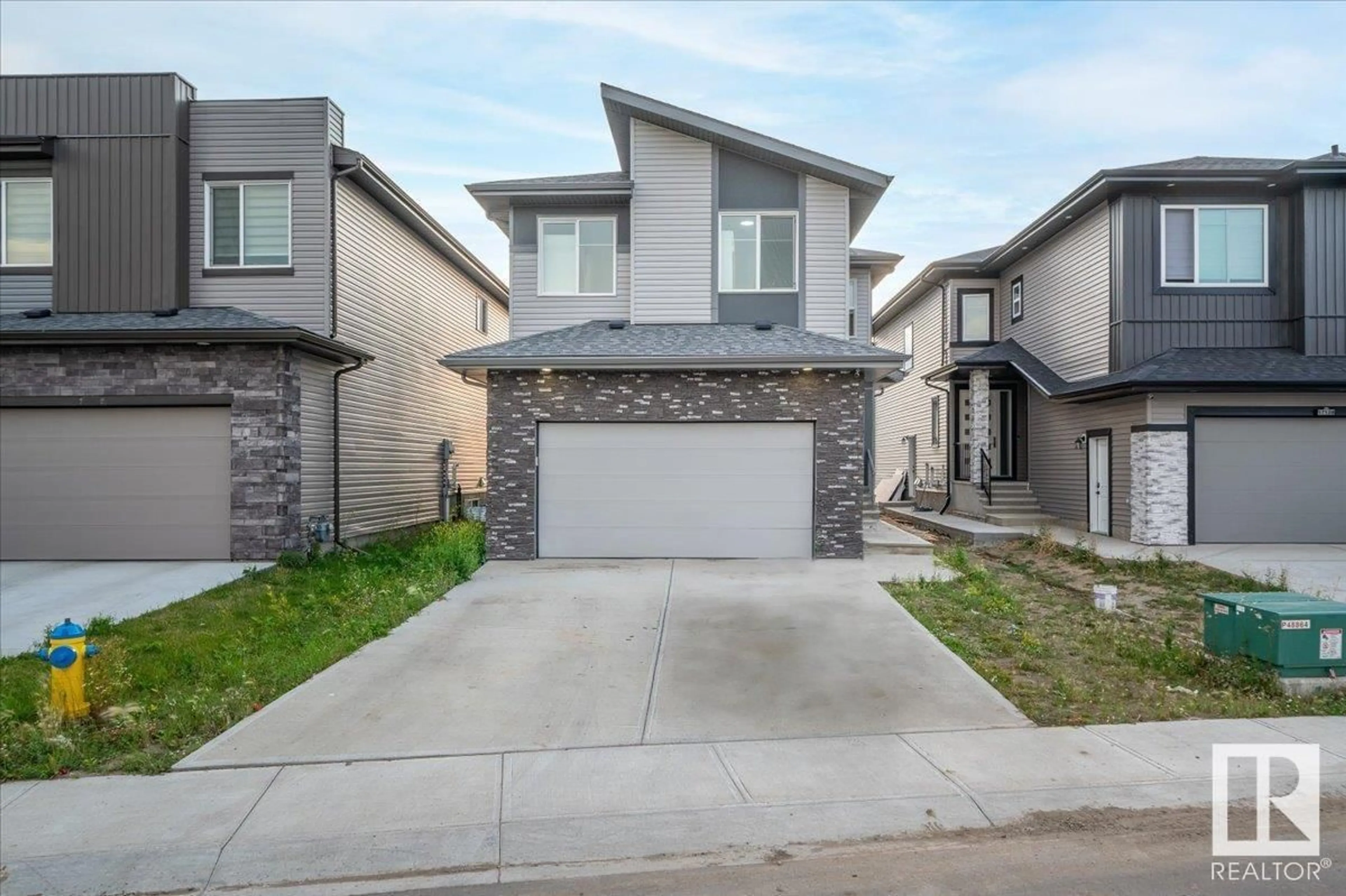 Frontside or backside of a home, the street view for 17124 68 ST NW, Edmonton Alberta T5Z0W3