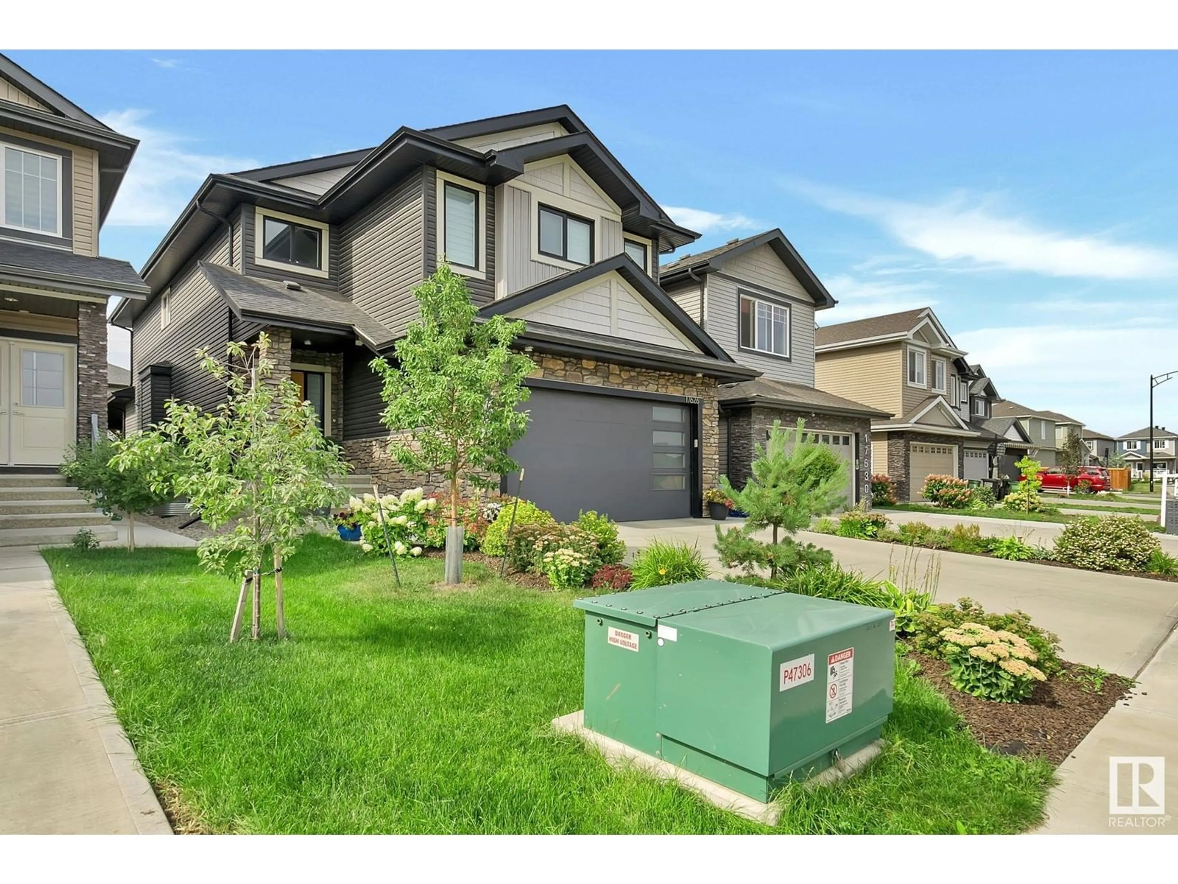 Frontside or backside of a home, the street view for 17626 64a ST NW, Edmonton Alberta T5Y3X4