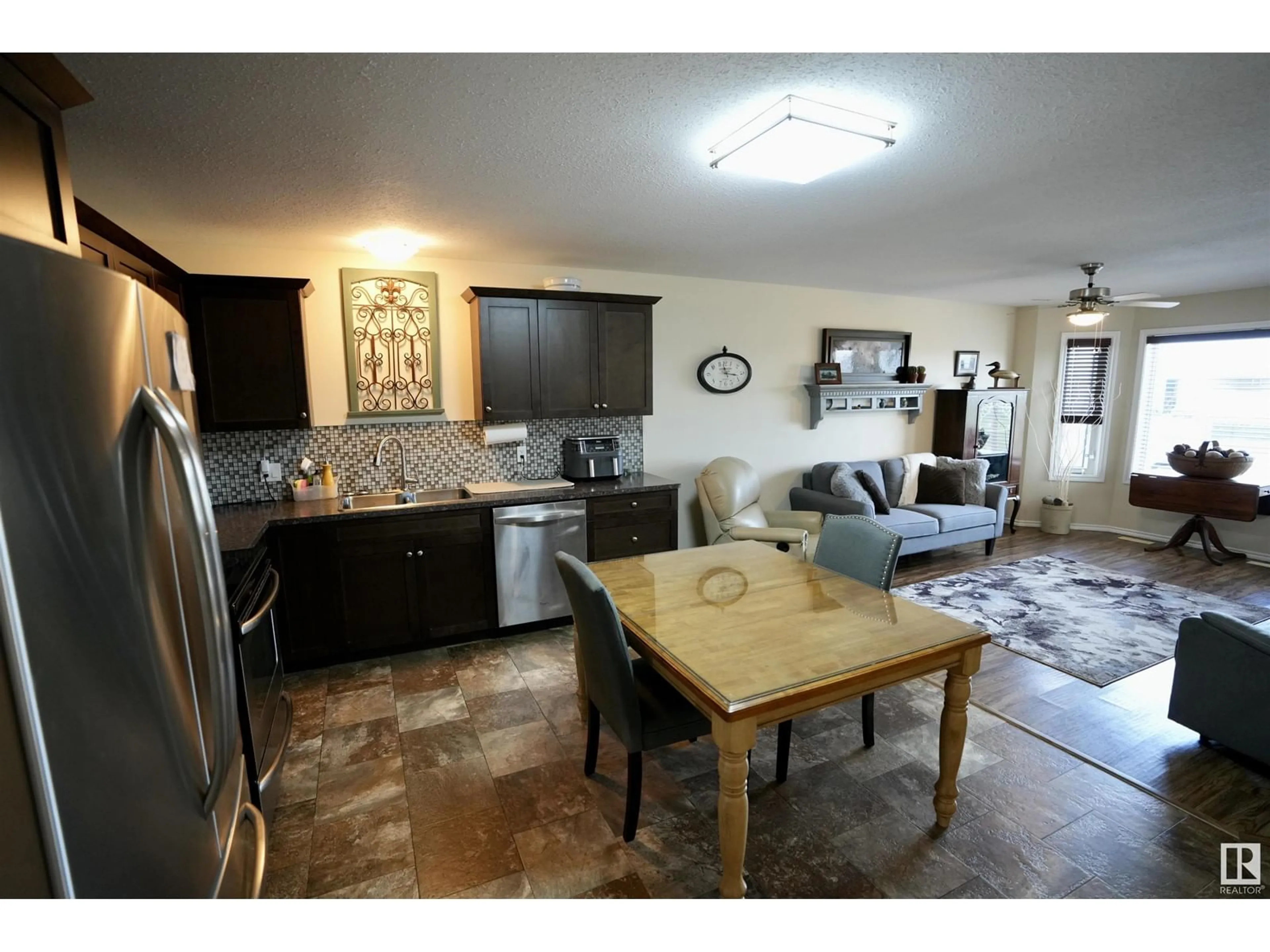 Open concept kitchen for #1 5913 48 AV, St. Paul Town Alberta T0A3A1