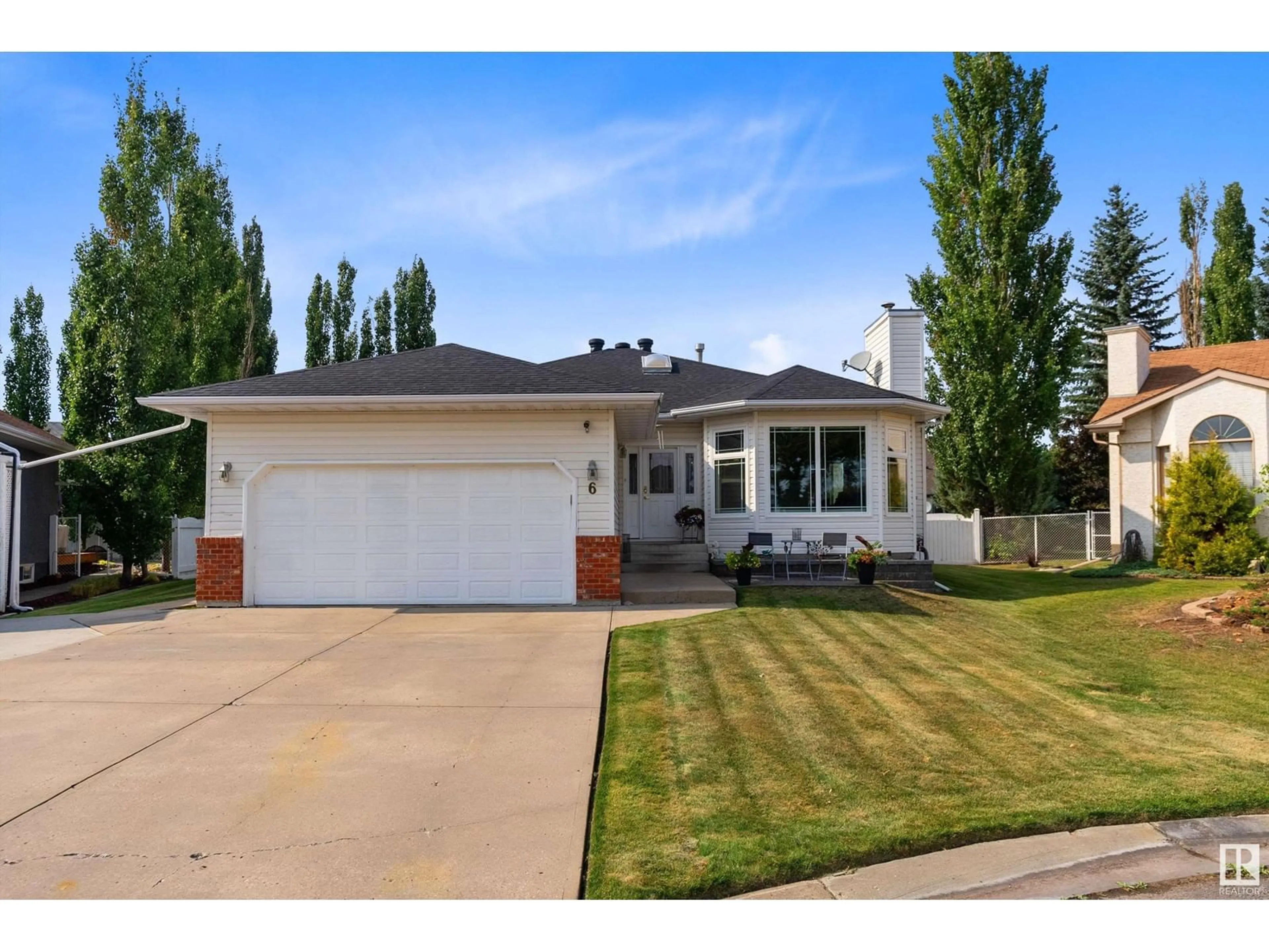 Frontside or backside of a home, the street view for 6 BAKER PL, Leduc Alberta T9E6N8