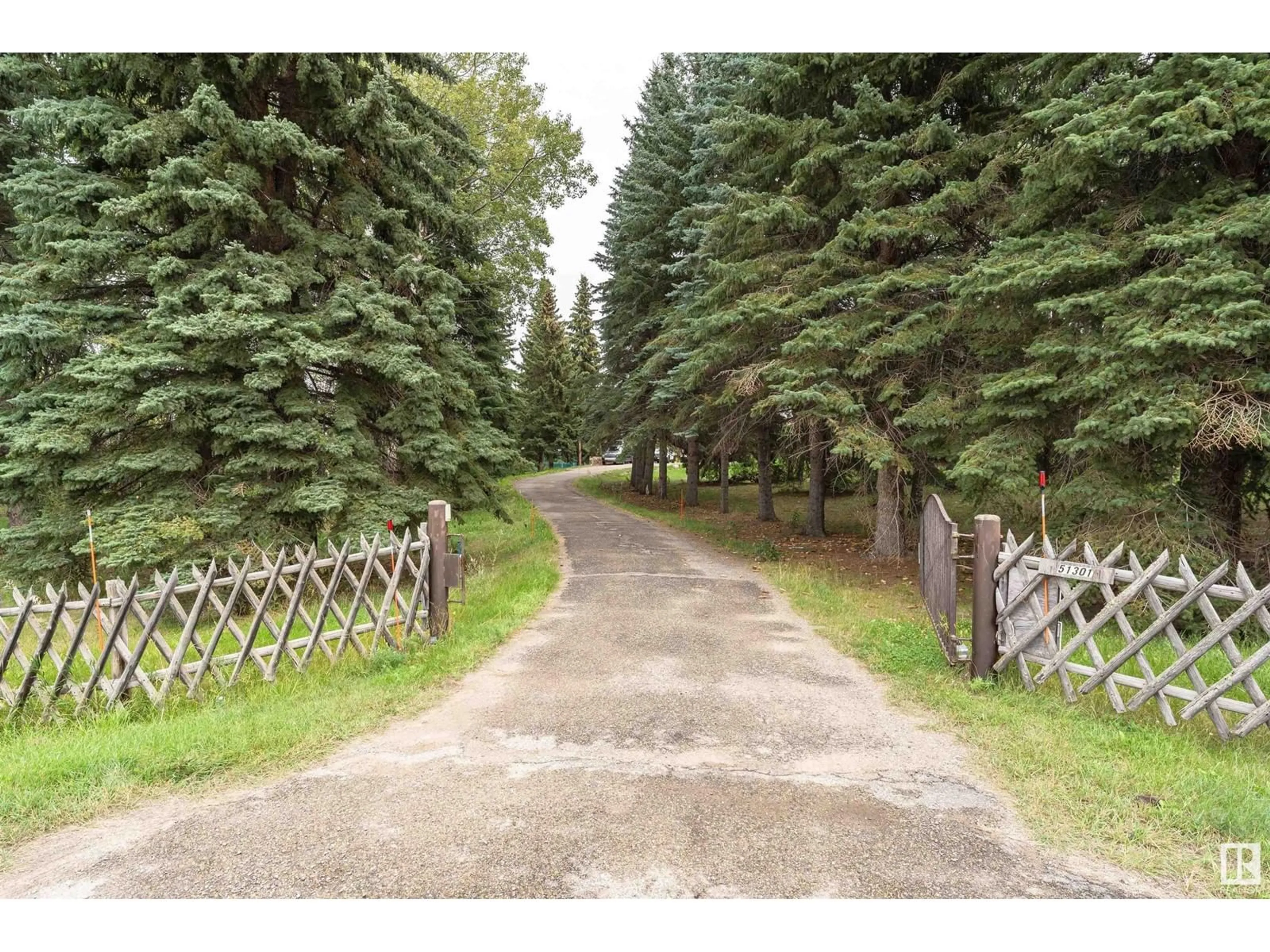 Fenced yard for 51301 RGE ROAD 261, Rural Parkland County Alberta T7Y1B1