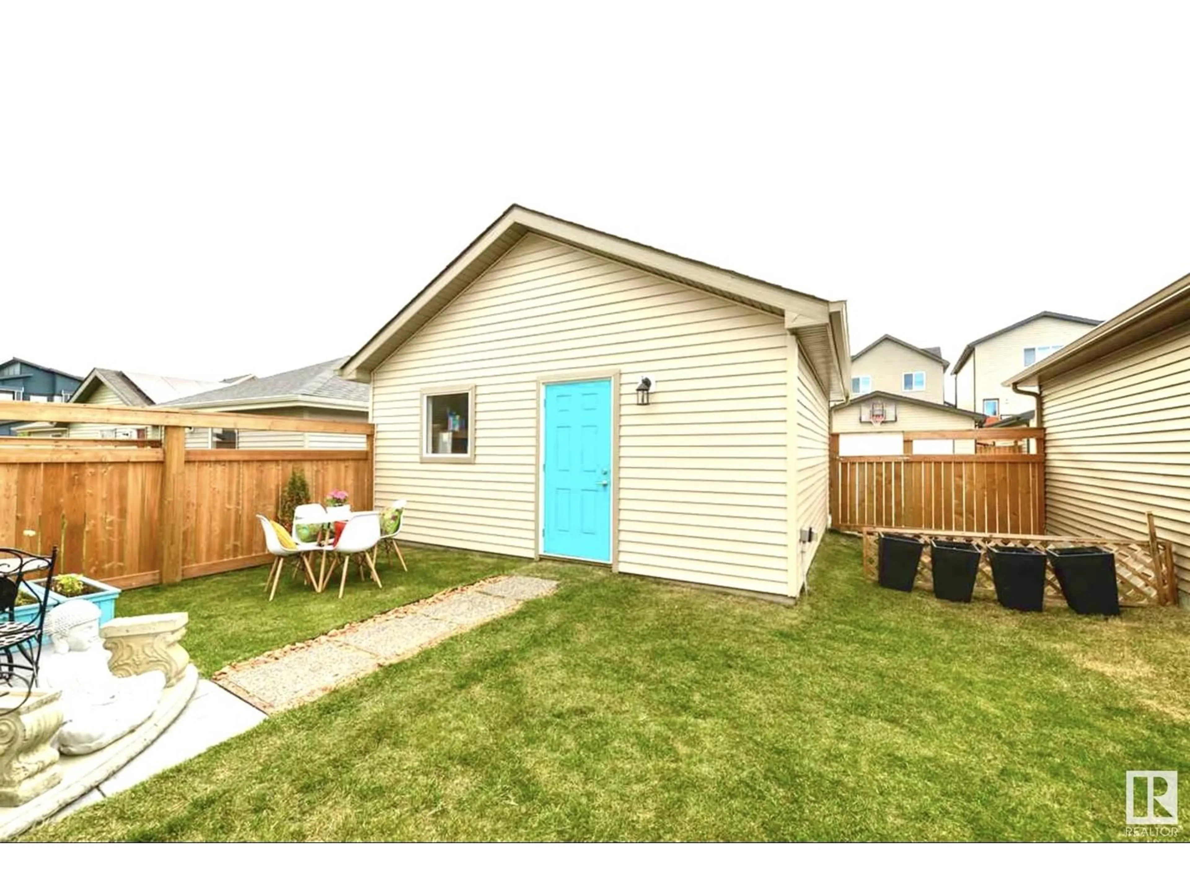 Shed for 351 DESROCHERS BV SW, Edmonton Alberta T6W3J2